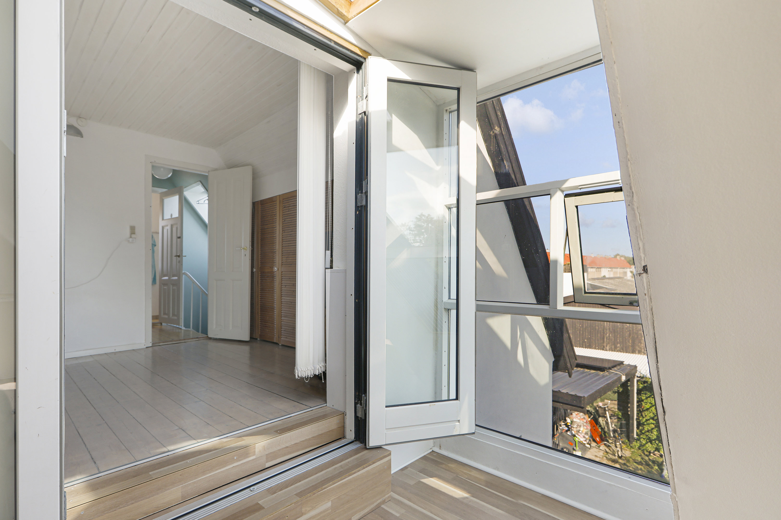 Fremhævet  billede i fuldskærmstilstand. Billede af Uldumvej 37, 2770 Kastrup