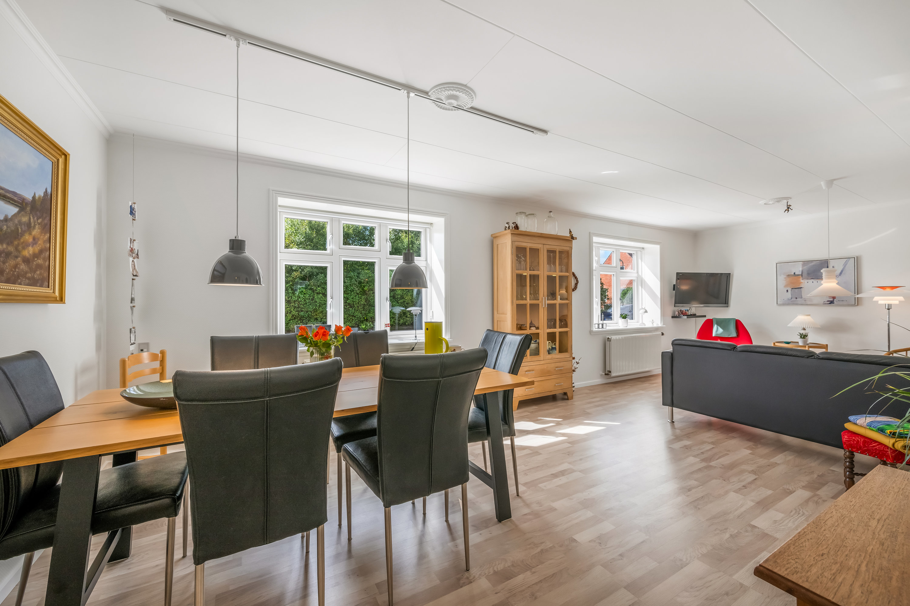 Fremhævet stue billede i fuldskærmstilstand. Billede af Bandsbølvej 4, 6893 Hemmet