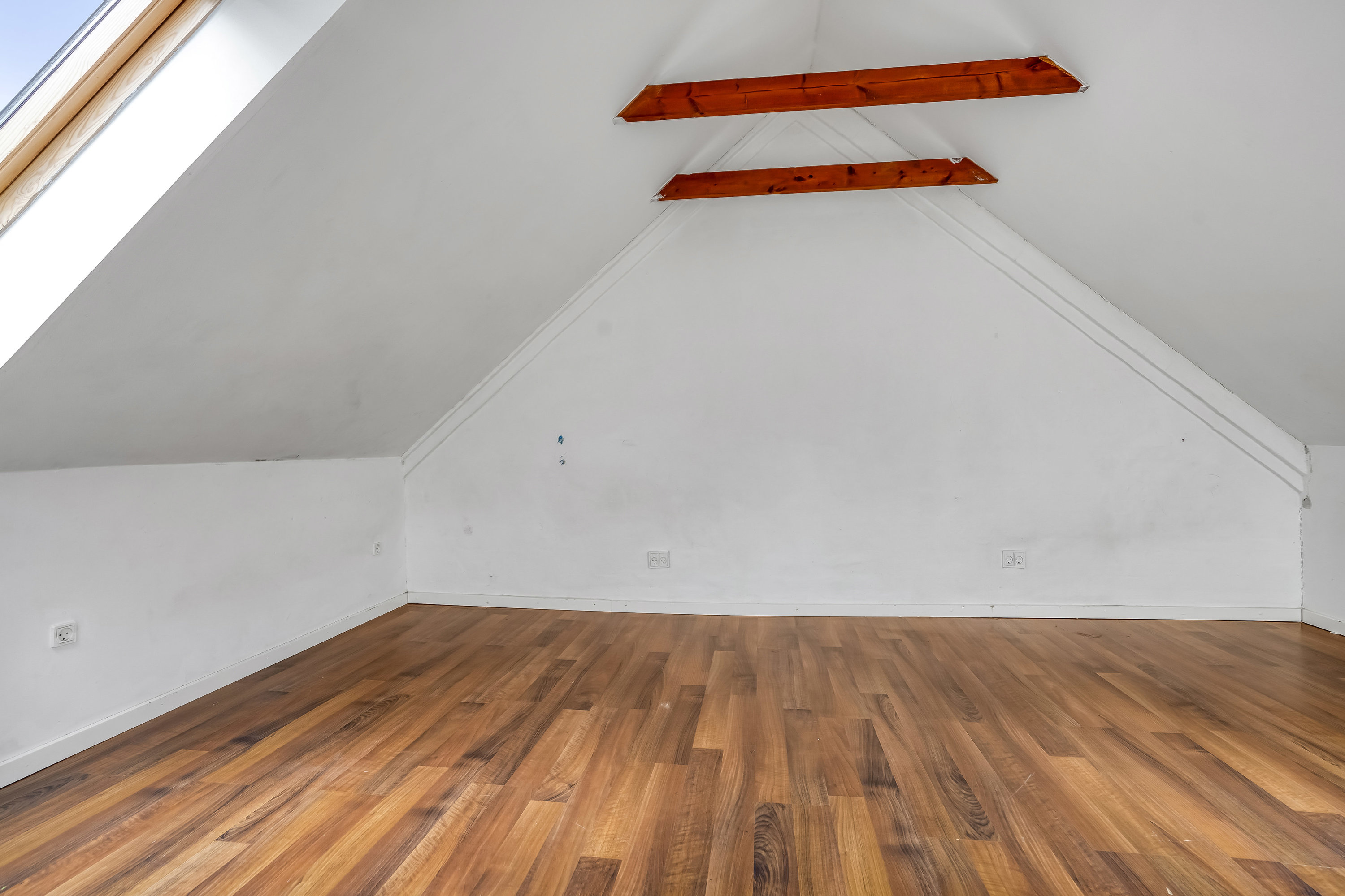 Fremhævet  billede i fuldskærmstilstand. Billede af Aagade 7, 7160 Tørring