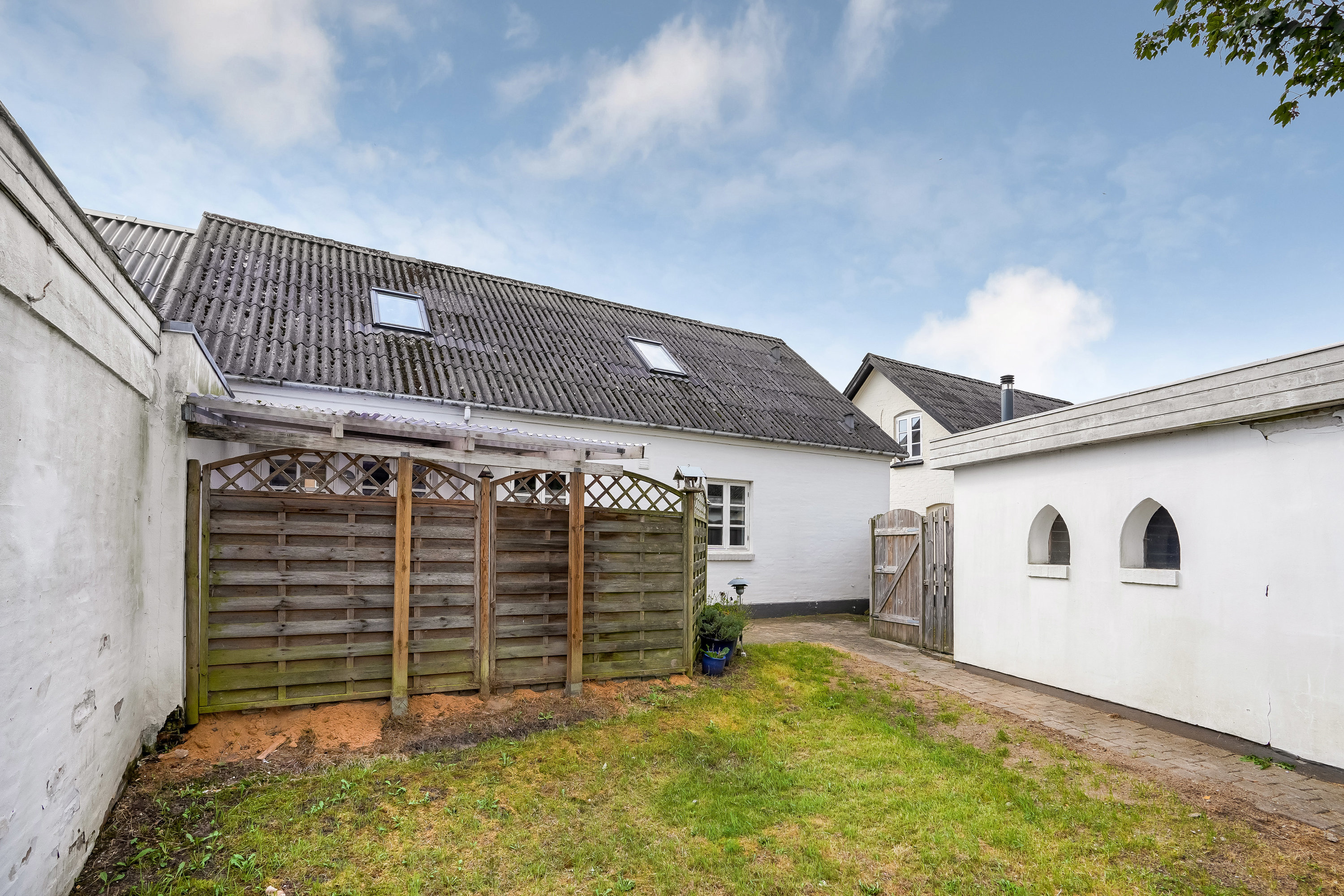 Fremhævet  billede i fuldskærmstilstand. Billede af Aagade 7, 7160 Tørring