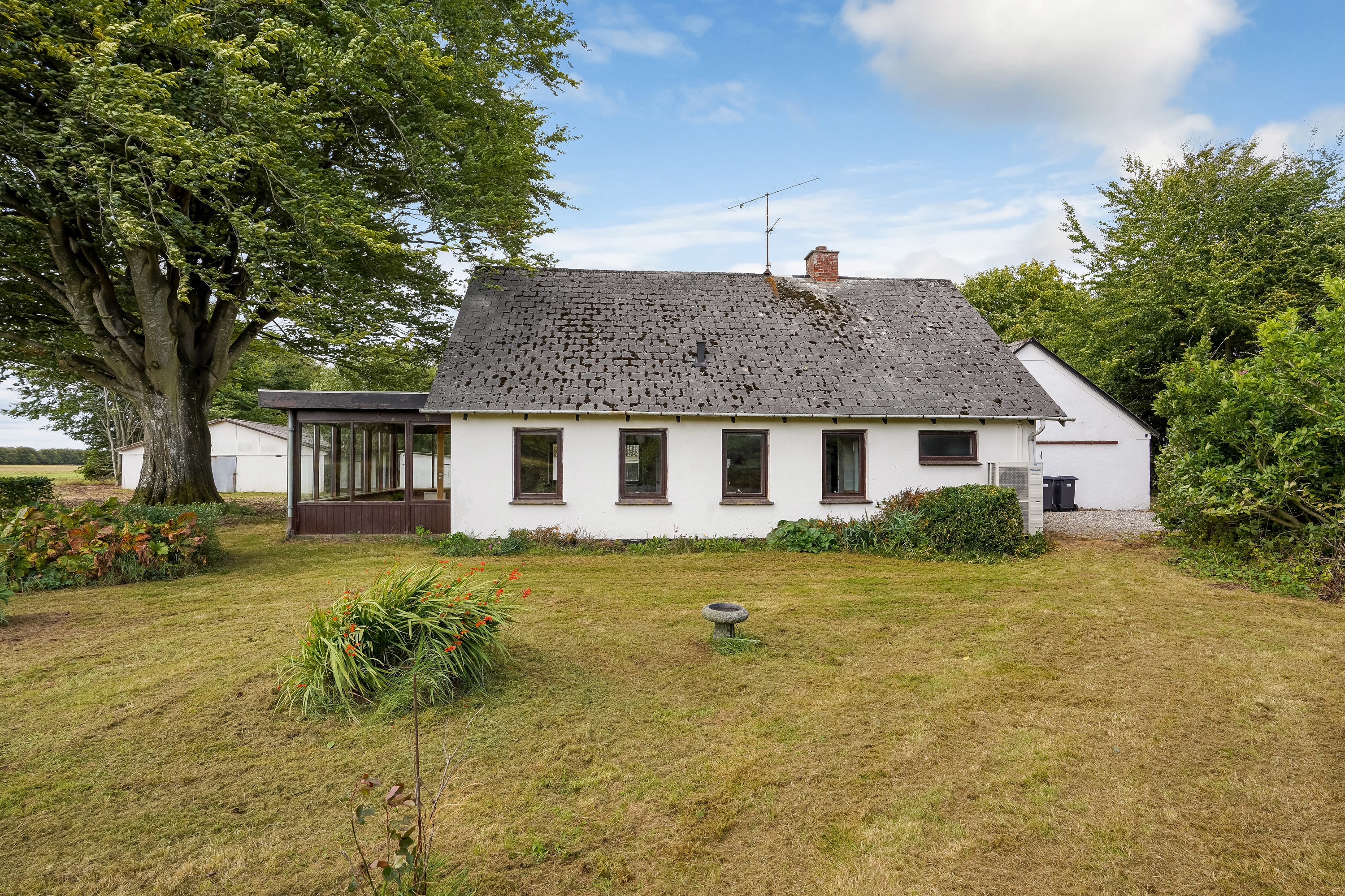 Fremhævet ejendommen billede i fuldskærmstilstand. Billede af Herningvej 11, 7300 Jelling