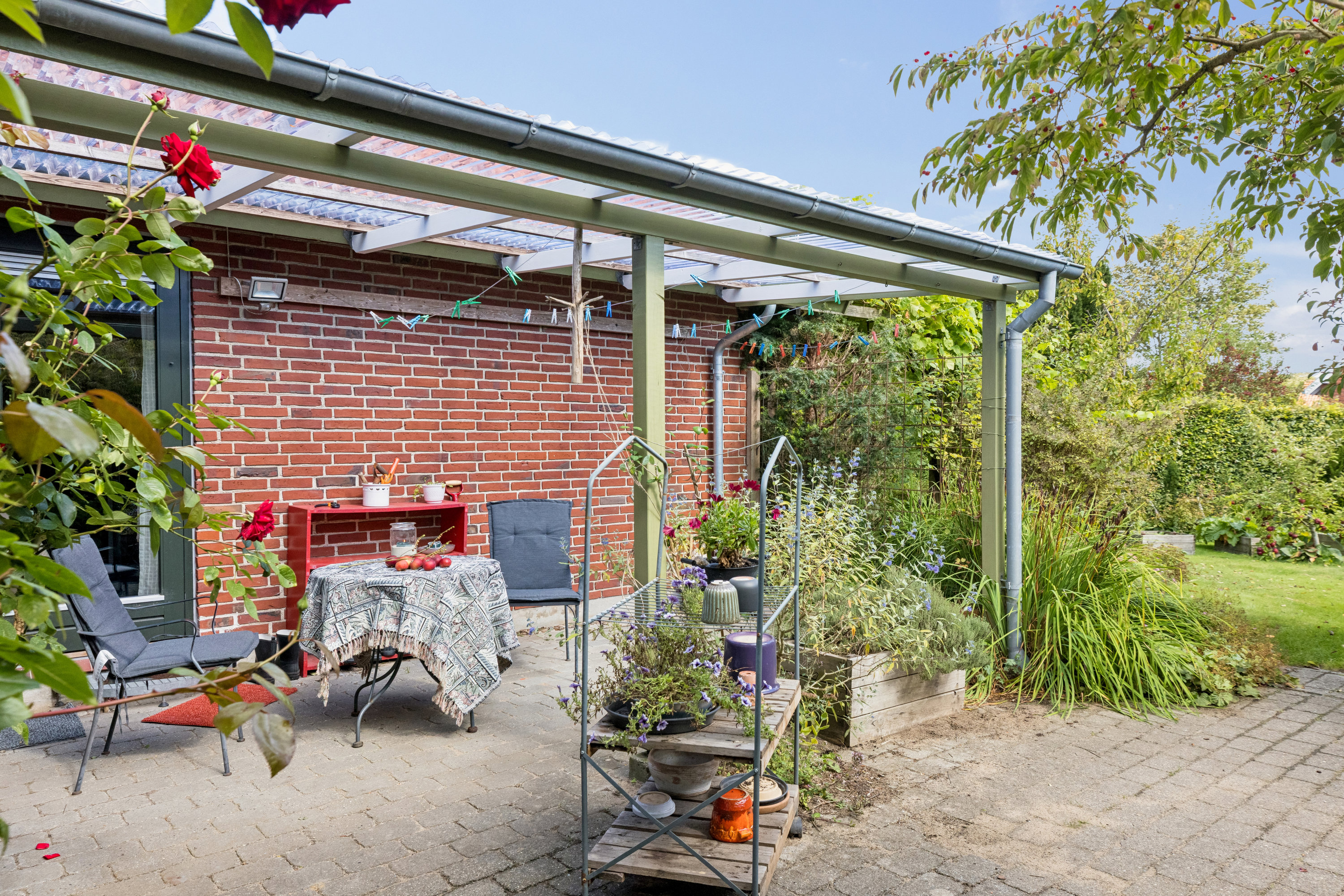 Fremhævet terrasse billede i fuldskærmstilstand. Billede af Vedelsvej 10, 6760 Ribe