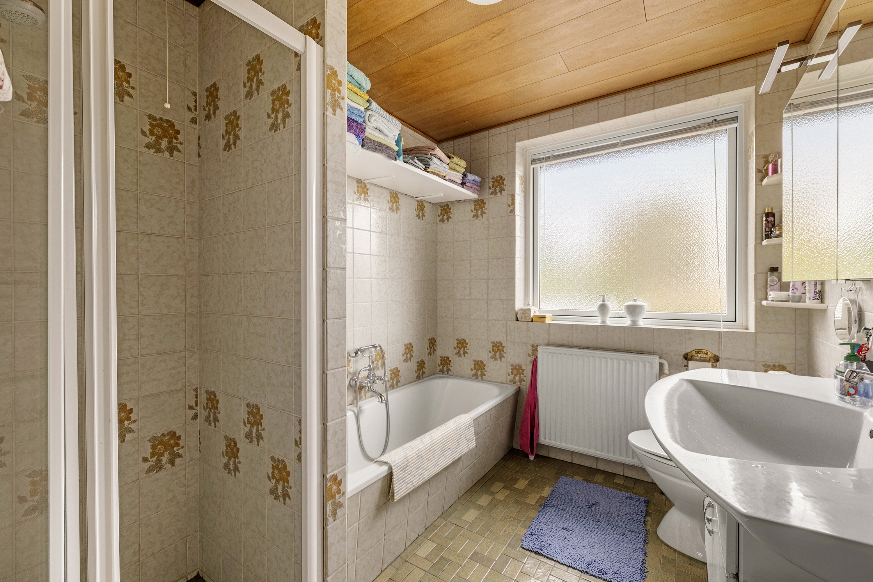 Fremhævet badeværelse billede i fuldskærmstilstand. Billede af Græsvænget 3, Korsør Syd, 4220 Korsør