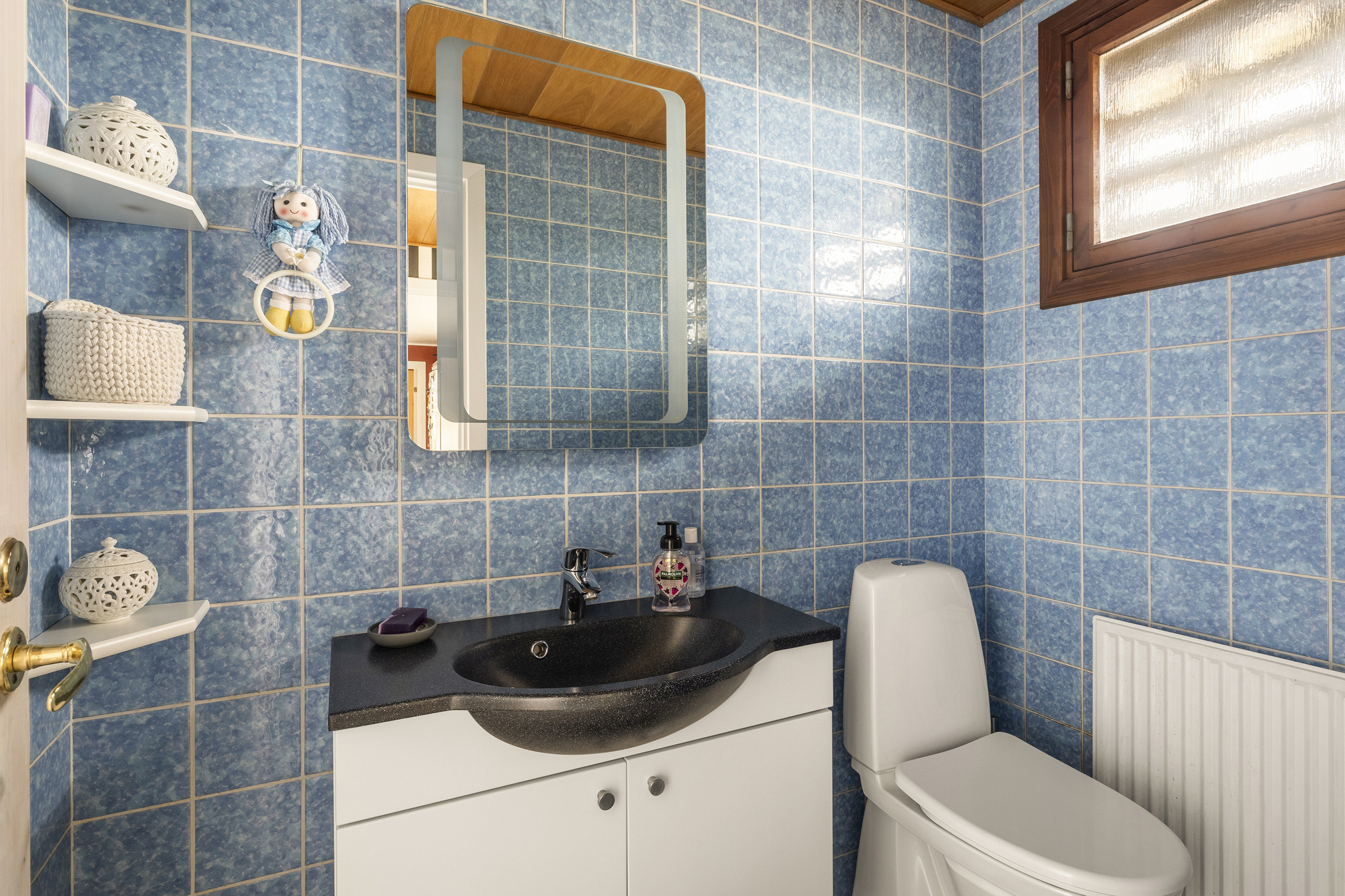 Fremhævet toilet billede i fuldskærmstilstand. Billede af Græsvænget 3, Korsør Syd, 4220 Korsør