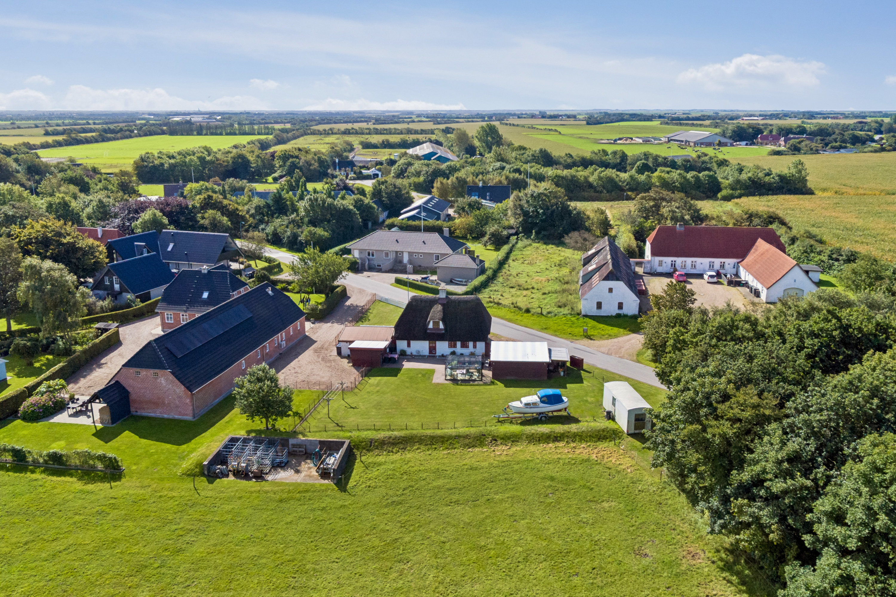 Fremhævet luftfoto billede i fuldskærmstilstand. Billede af Jedsted Klostervej 21, Jedsted, 6771 Gredstedbro