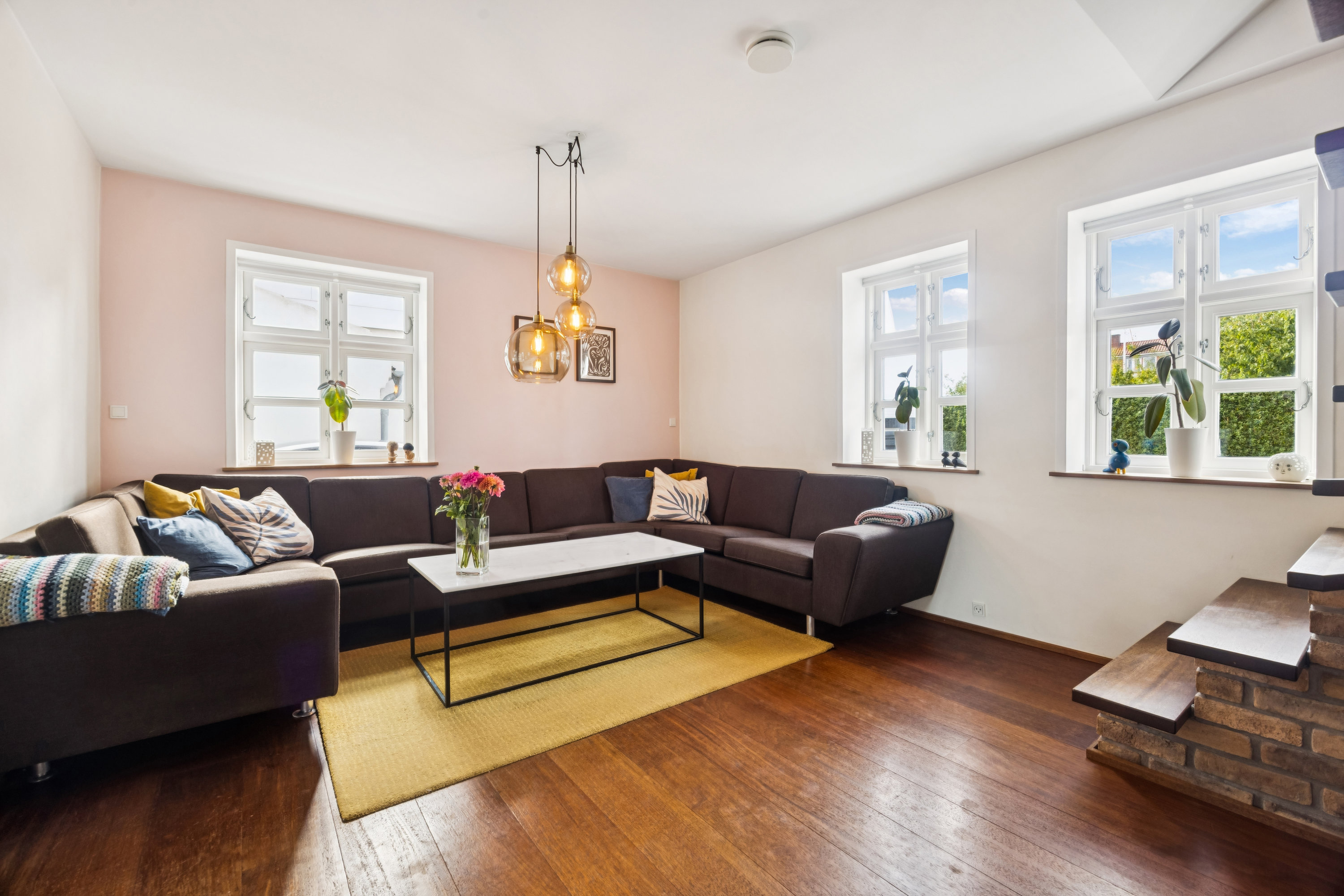 Fremhævet stue billede i fuldskærmstilstand. Billede af Bakkelygade 11, 9400 Nørresundby