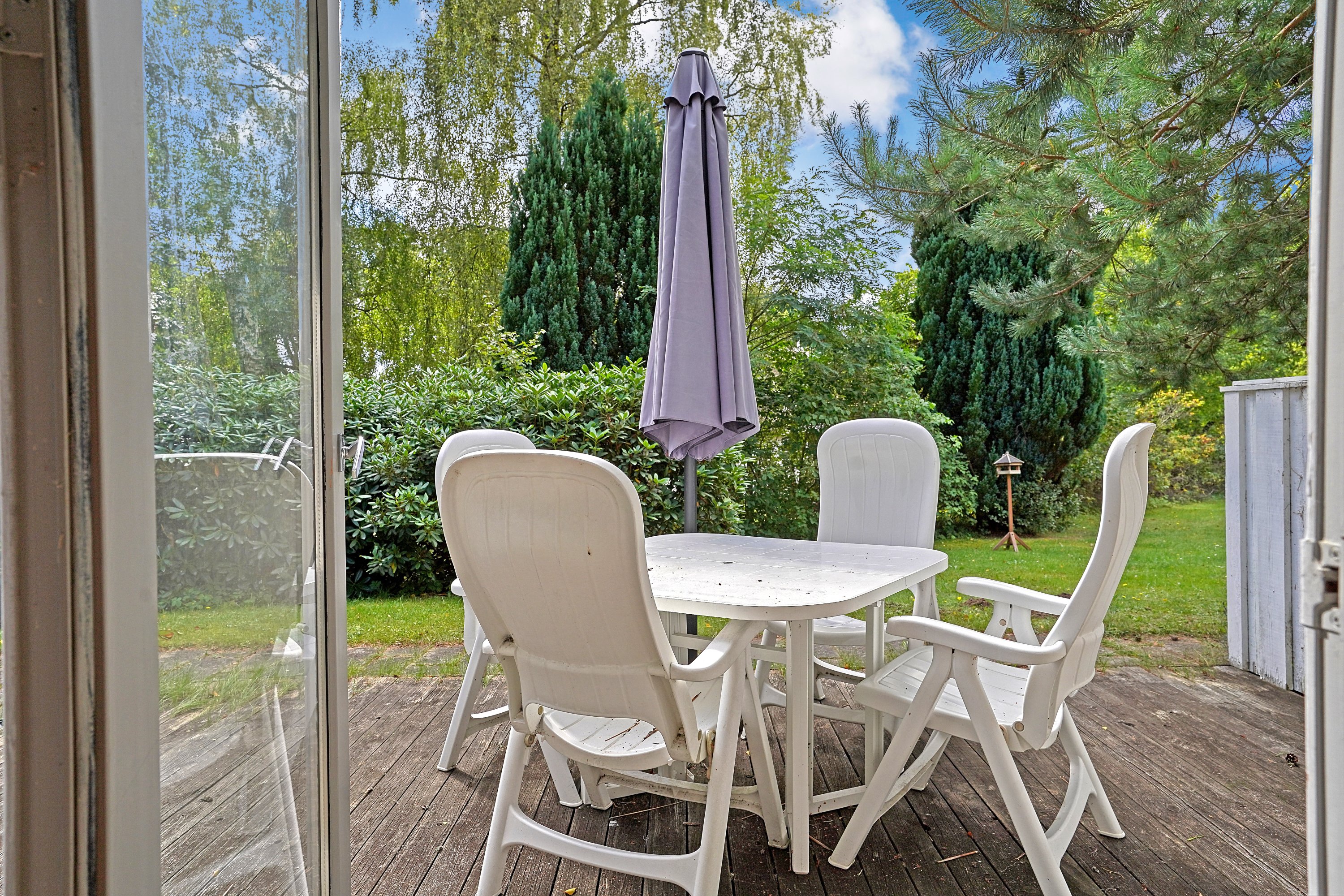 Fremhævet terrasse billede i fuldskærmstilstand. Billede af Ravnsbækvej 3, 3100 Hornbæk