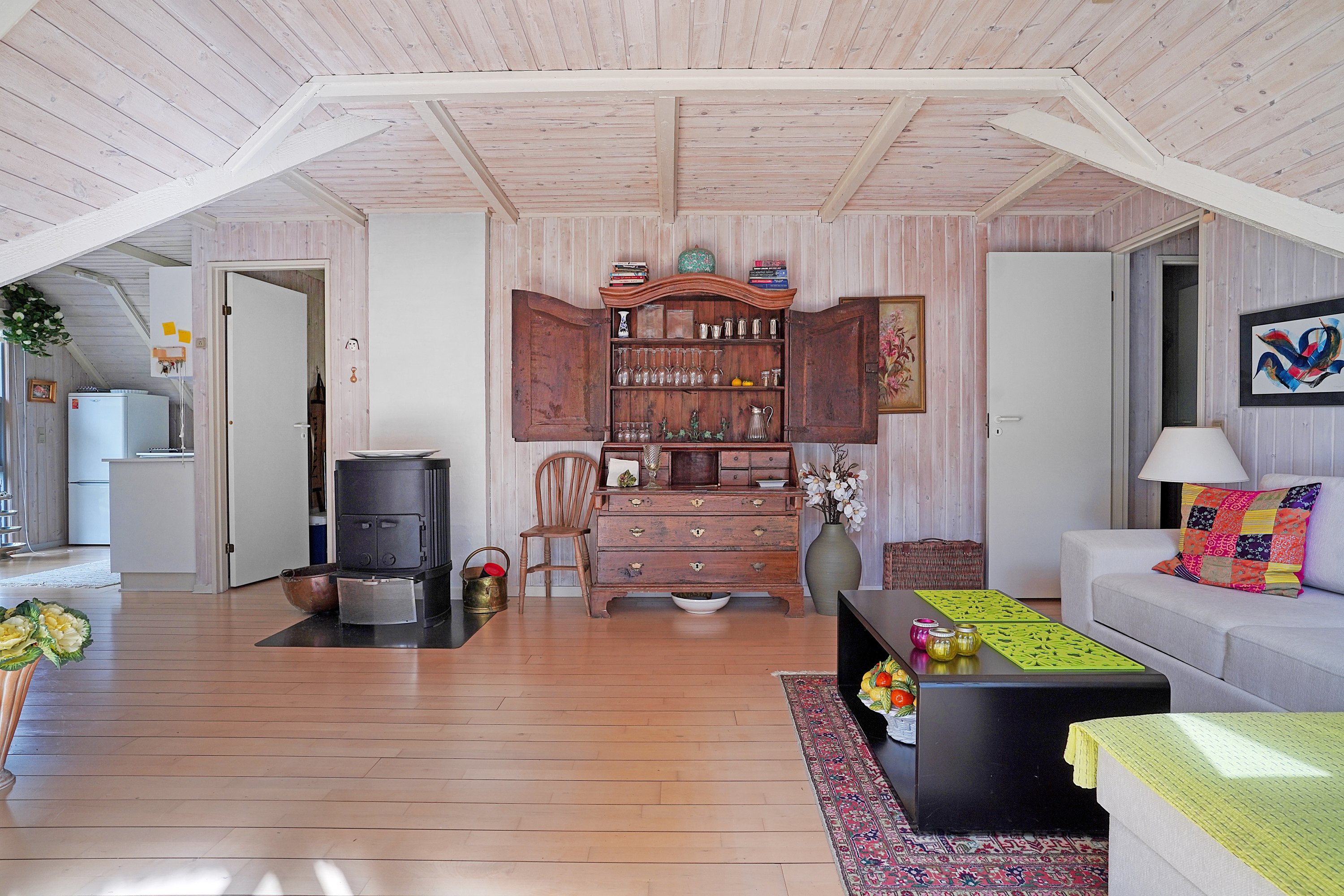 Fremhævet stue billede i fuldskærmstilstand. Billede af Ravnsbækvej 3, 3100 Hornbæk