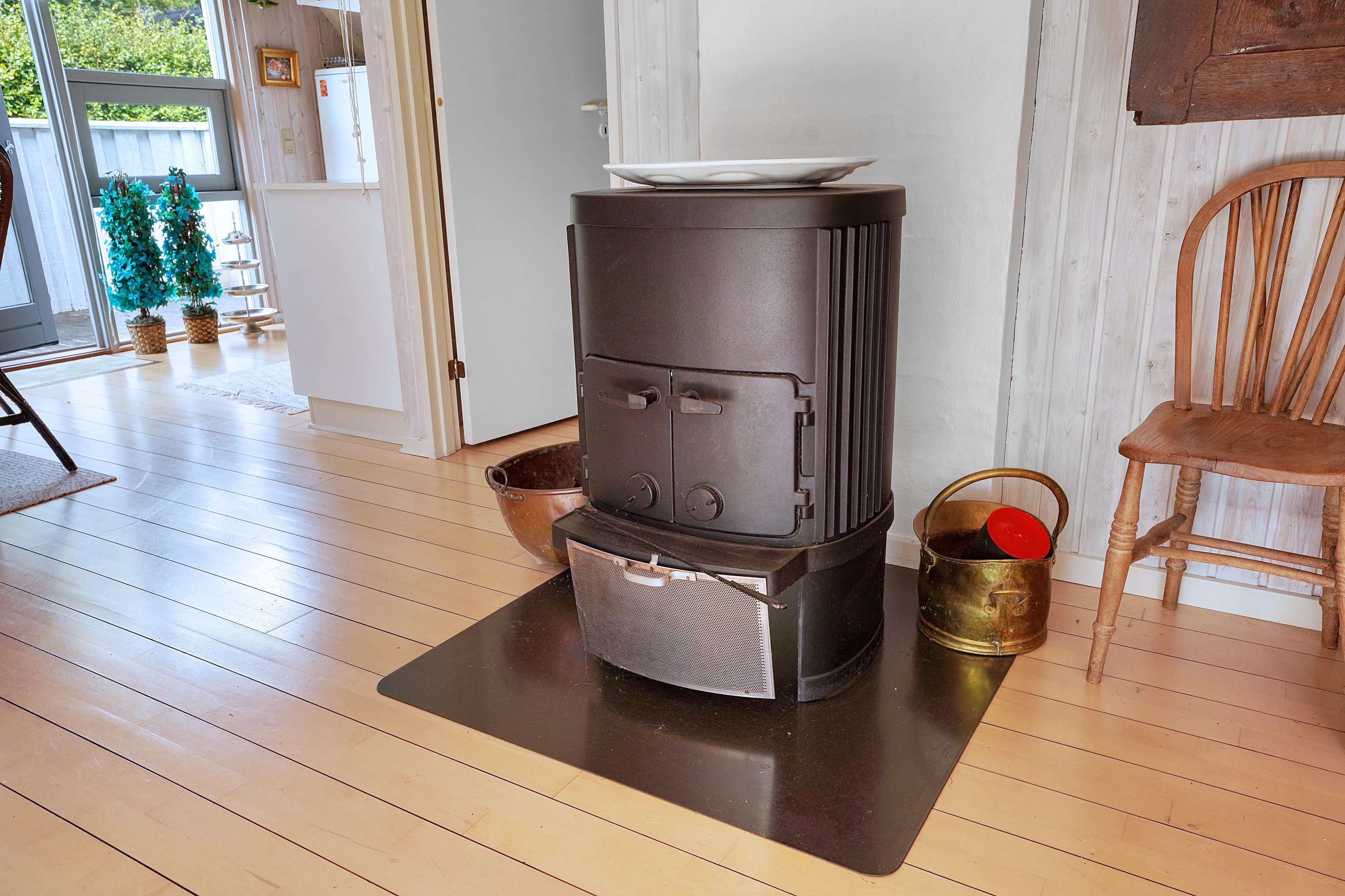 Fremhævet stue billede i fuldskærmstilstand. Billede af Ravnsbækvej 3, 3100 Hornbæk