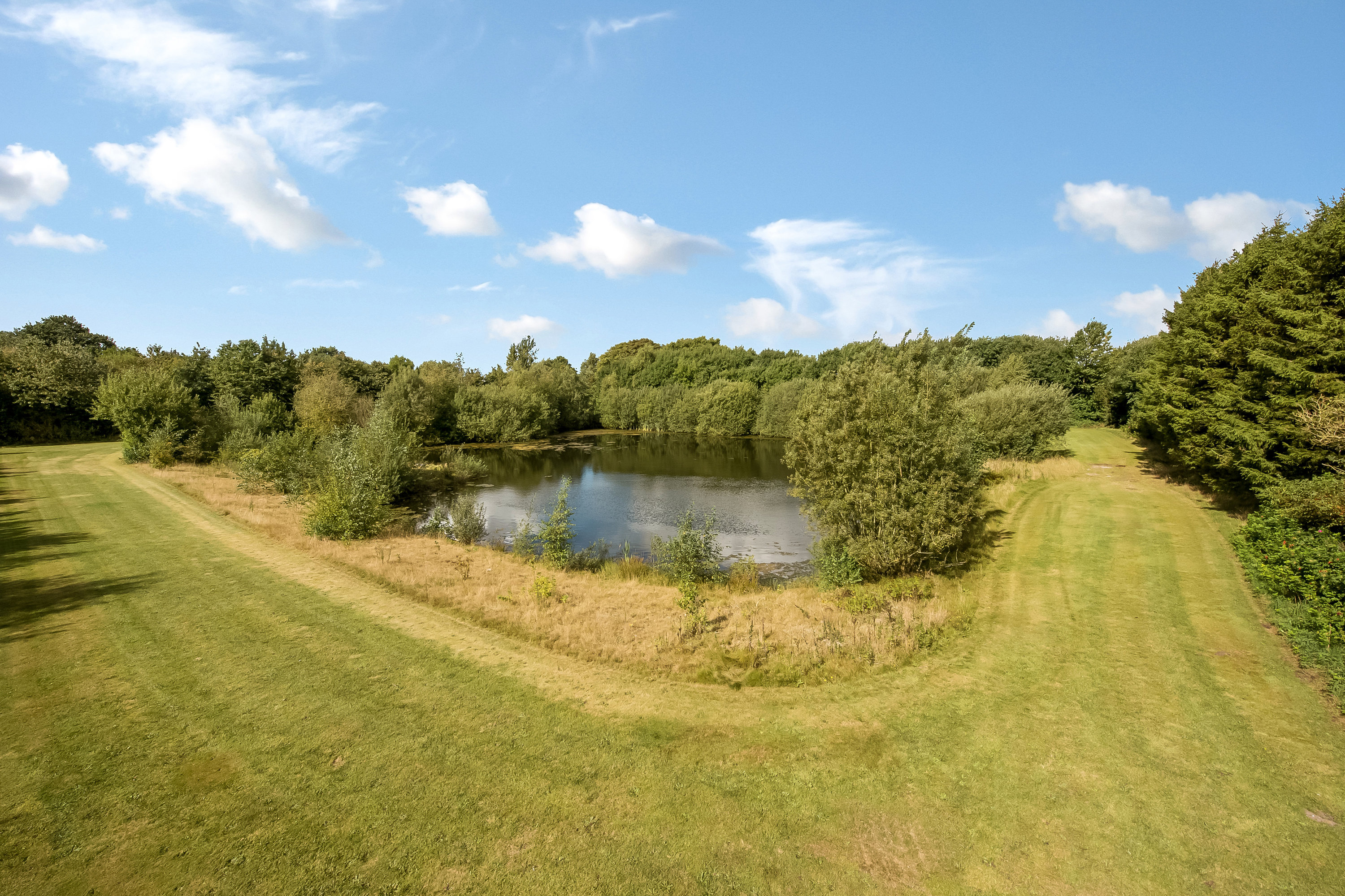 Fremhævet  billede i fuldskærmstilstand. Billede af Klovtoftvej 10, Klovtoft, 6230 Rødekro