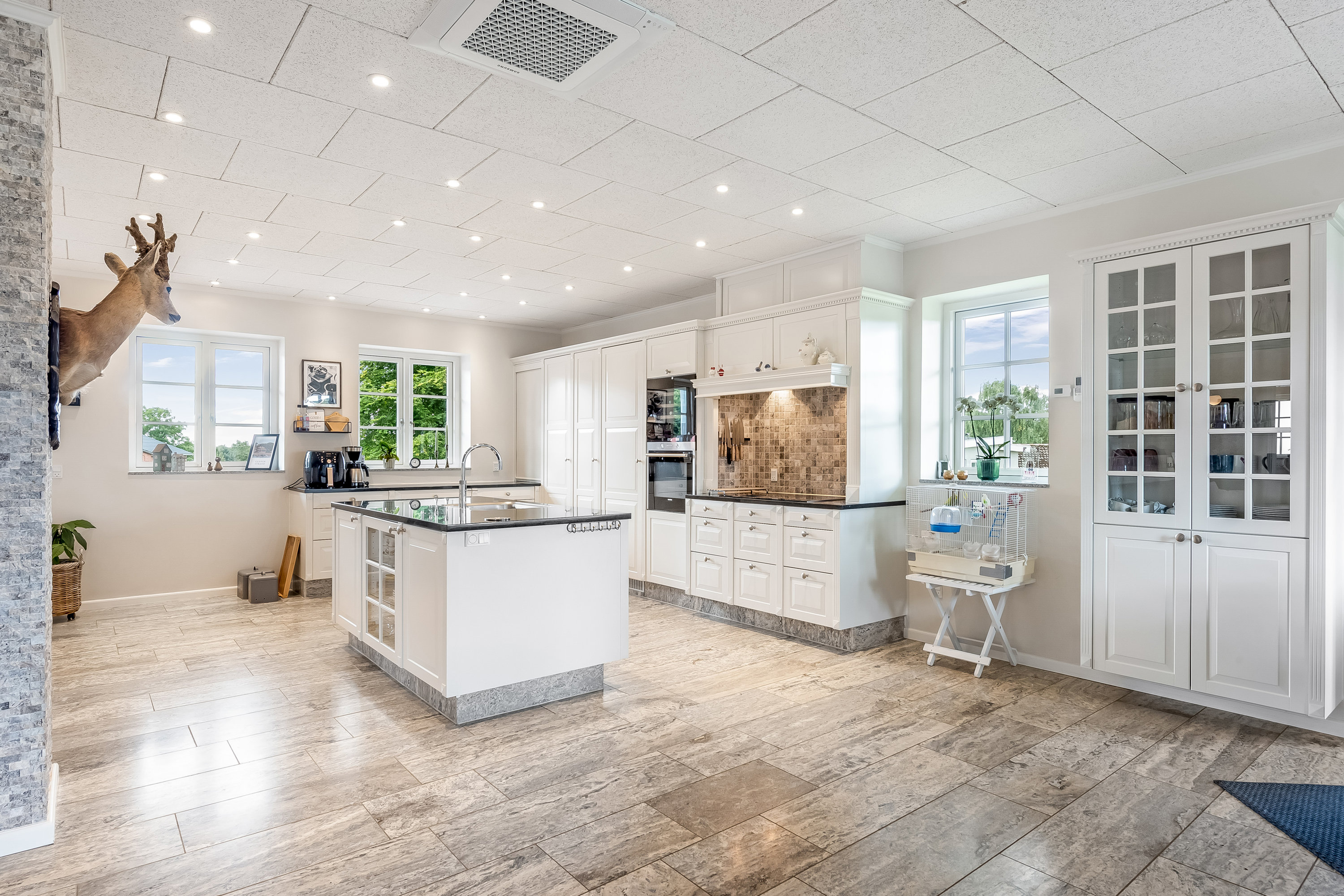 Fremhævet  billede i fuldskærmstilstand. Billede af Klovtoftvej 10, Klovtoft, 6230 Rødekro