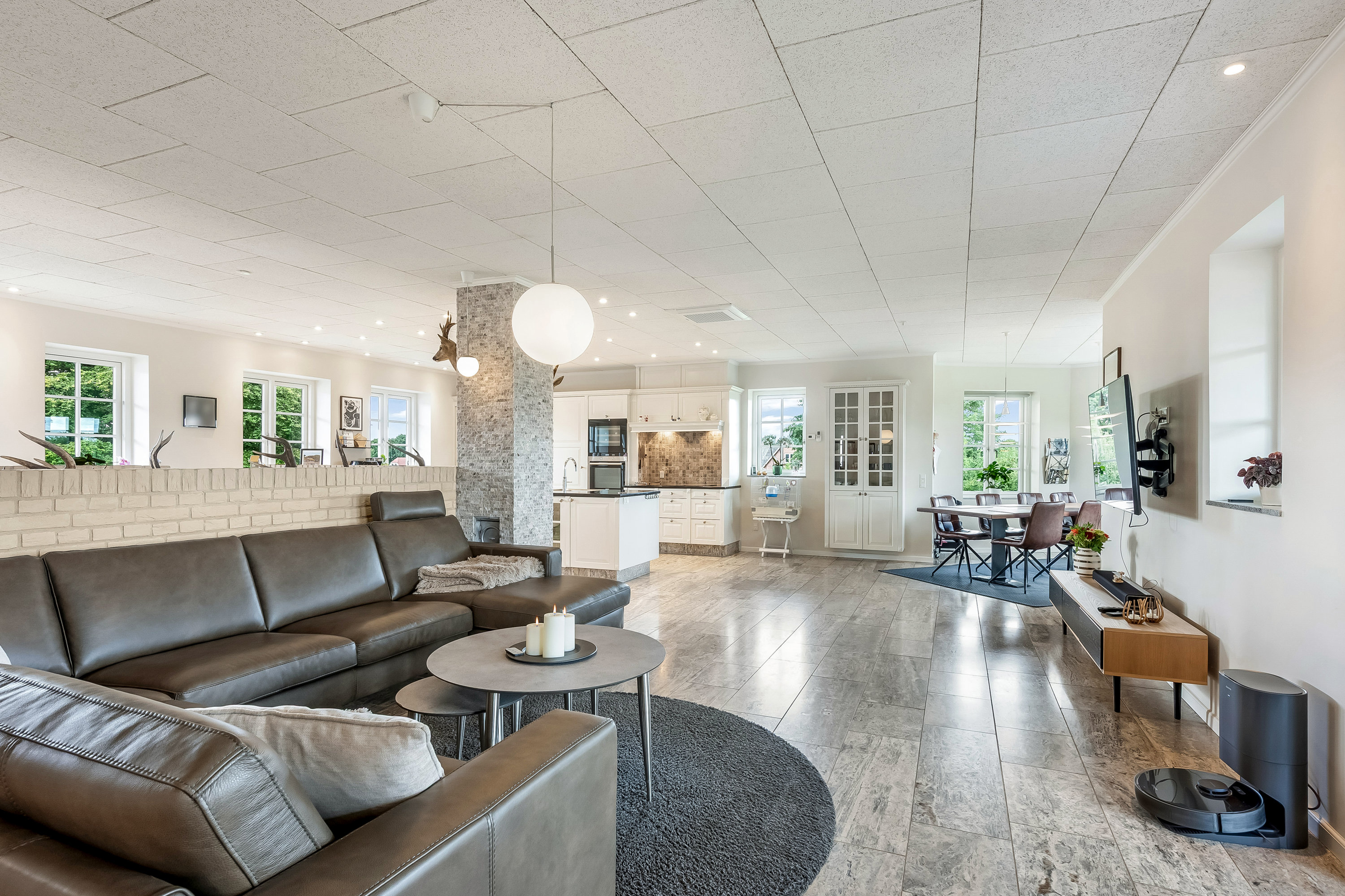 Fremhævet  billede i fuldskærmstilstand. Billede af Klovtoftvej 10, Klovtoft, 6230 Rødekro