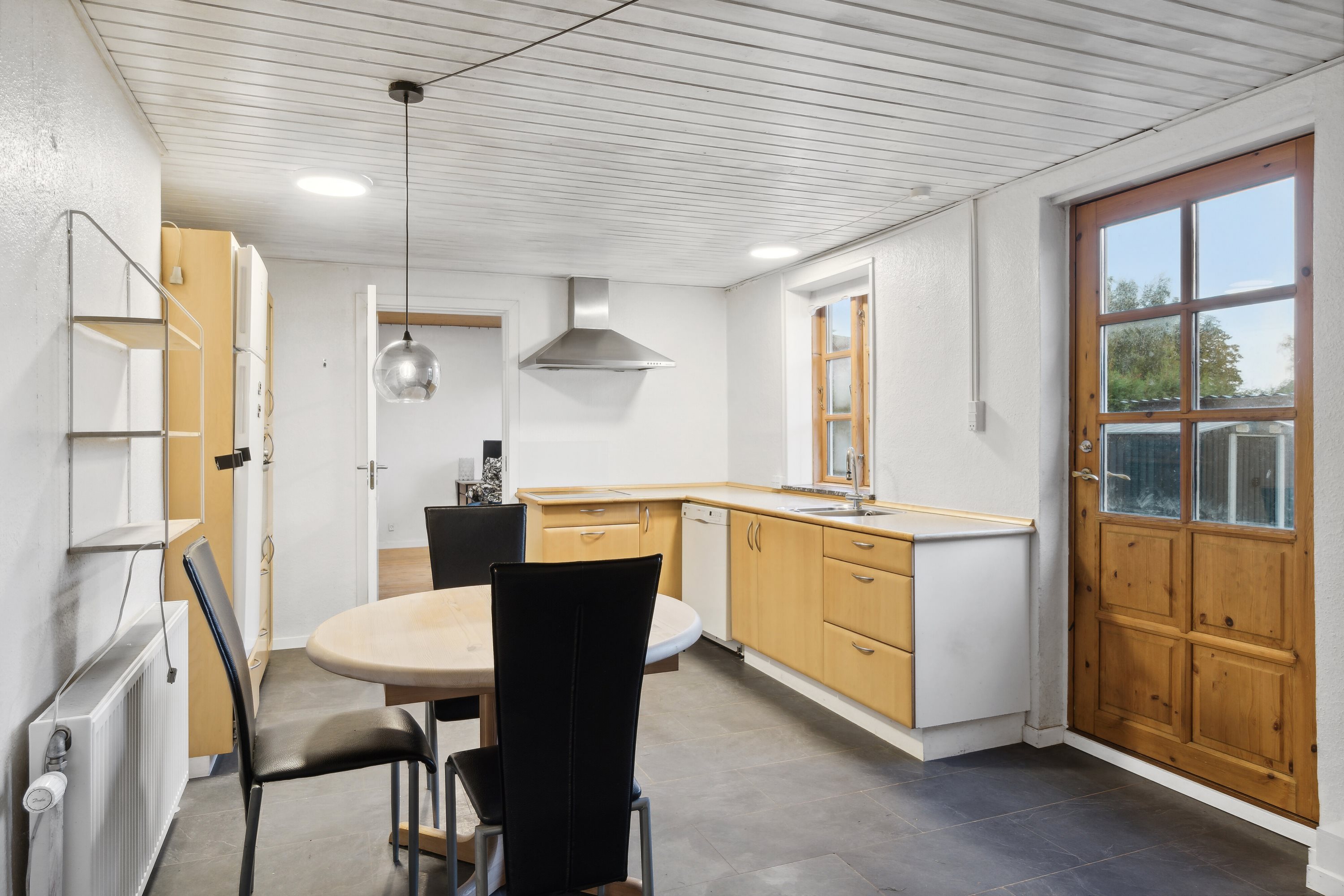 Miniaturebillede 2: . Billede af Stationsvej 12, Boulstrup, 8300 Odder