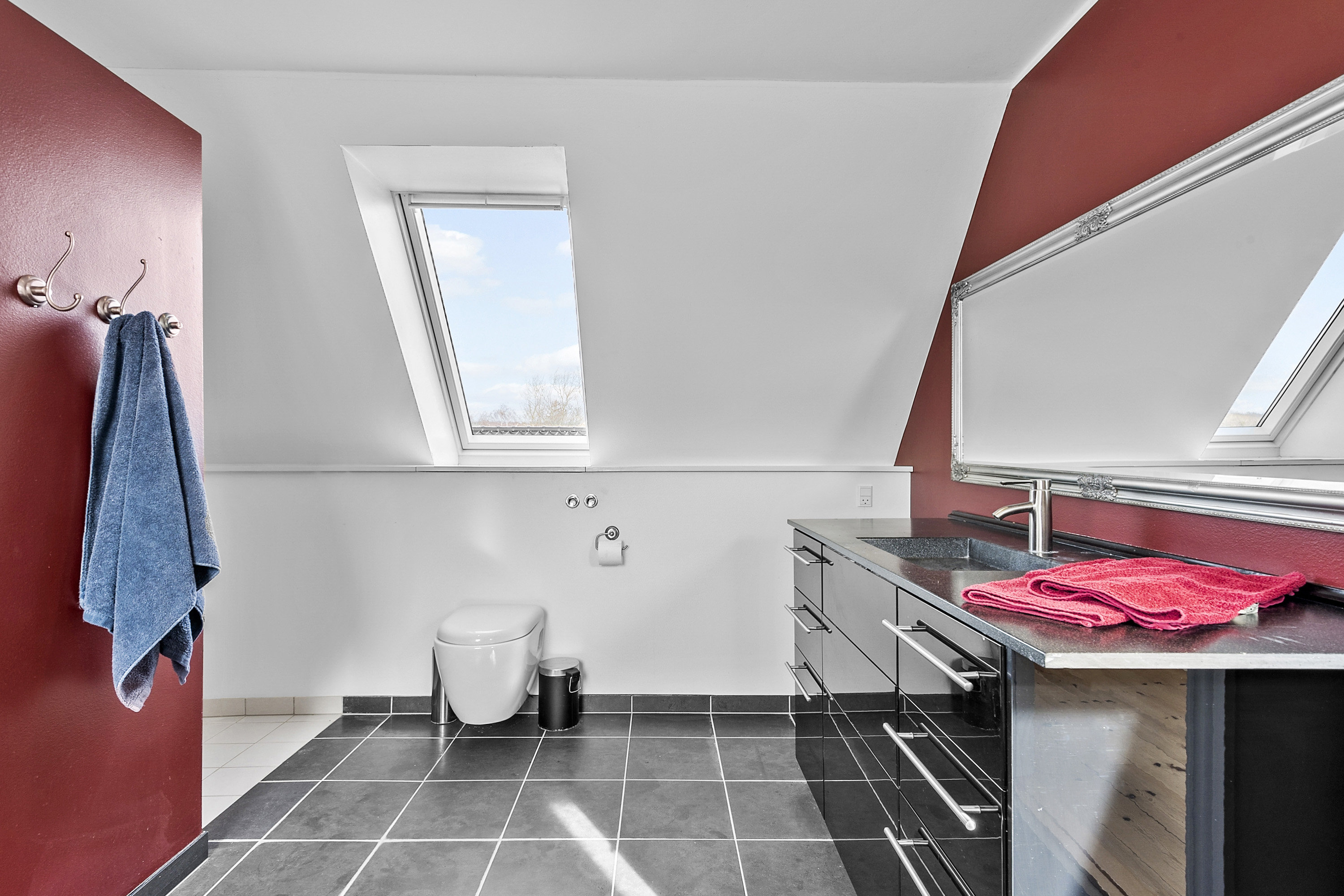 Fremhævet  billede i fuldskærmstilstand. Billede af Strandvejen 48, 4654 Faxe Ladeplads