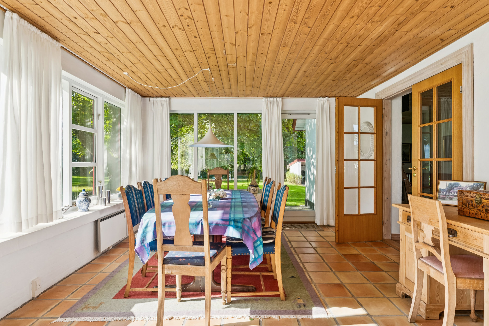 Fremhævet stue billede i fuldskærmstilstand. Billede af Bavnevej 140, Tvede, 8930 Randers NØ