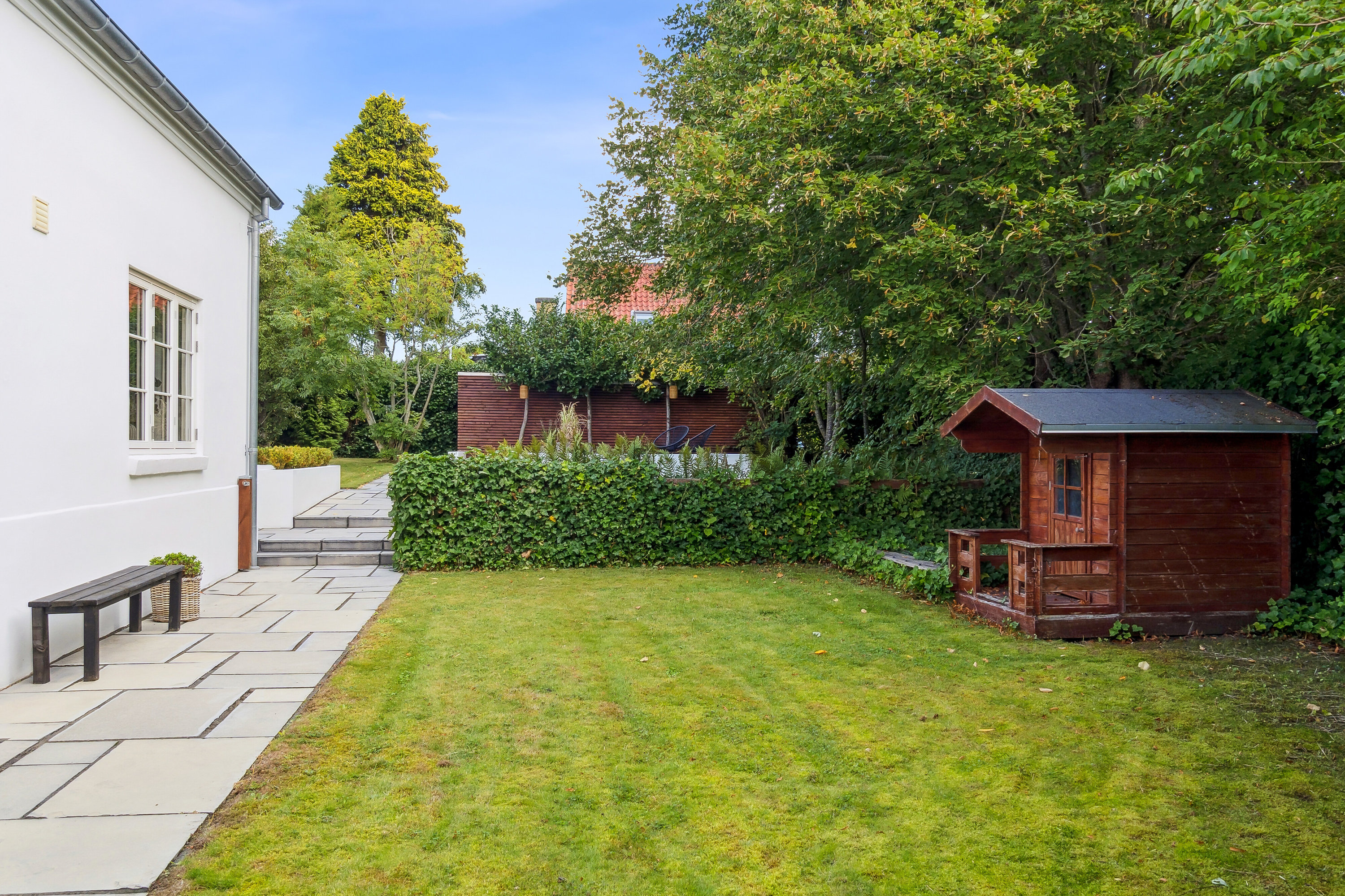 Fremhævet set fra haven billede i fuldskærmstilstand. Billede af Holmegårdsvej 41, 8270 Højbjerg