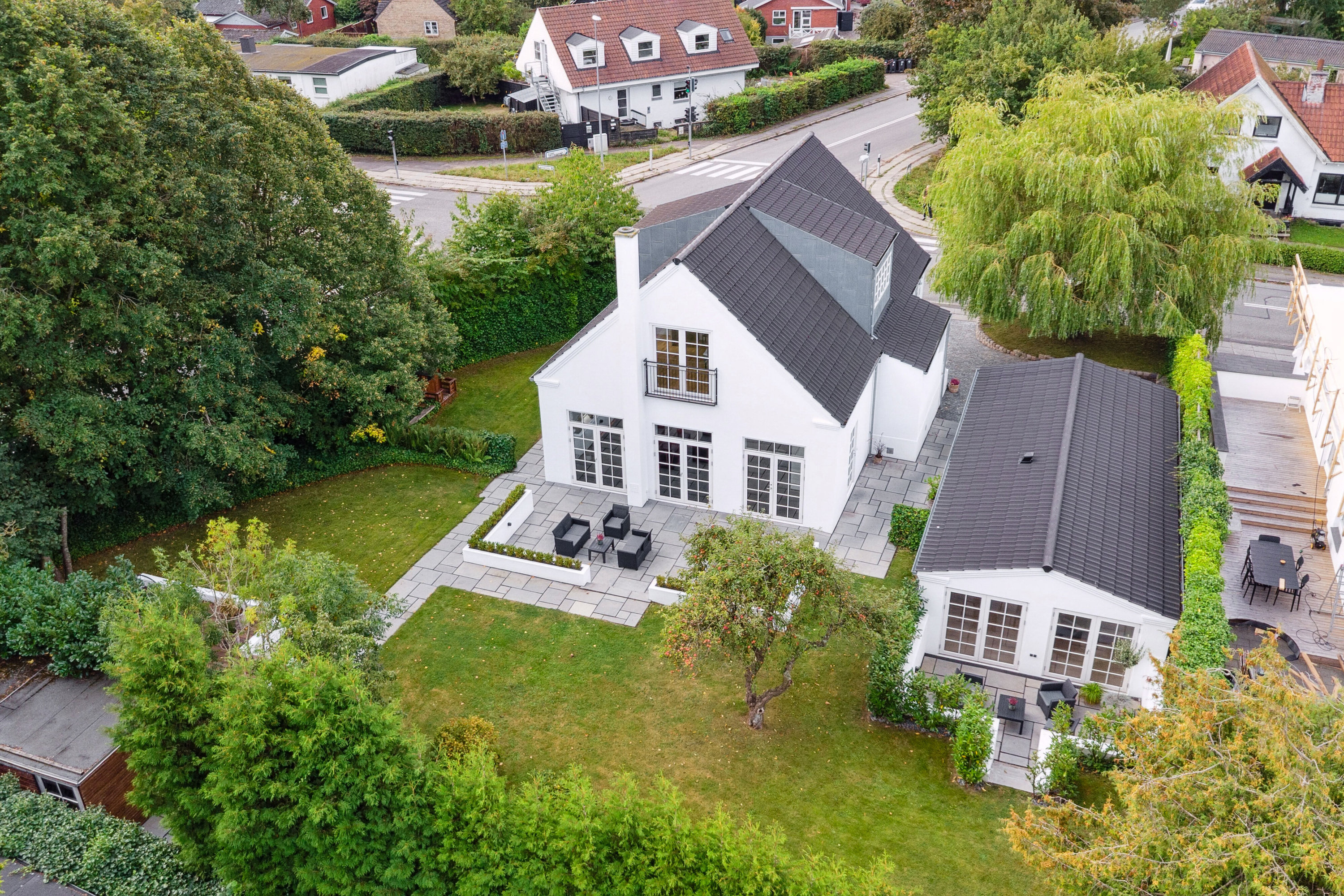 Fremhævet luftfoto billede i fuldskærmstilstand. Billede af Holmegårdsvej 41, 8270 Højbjerg