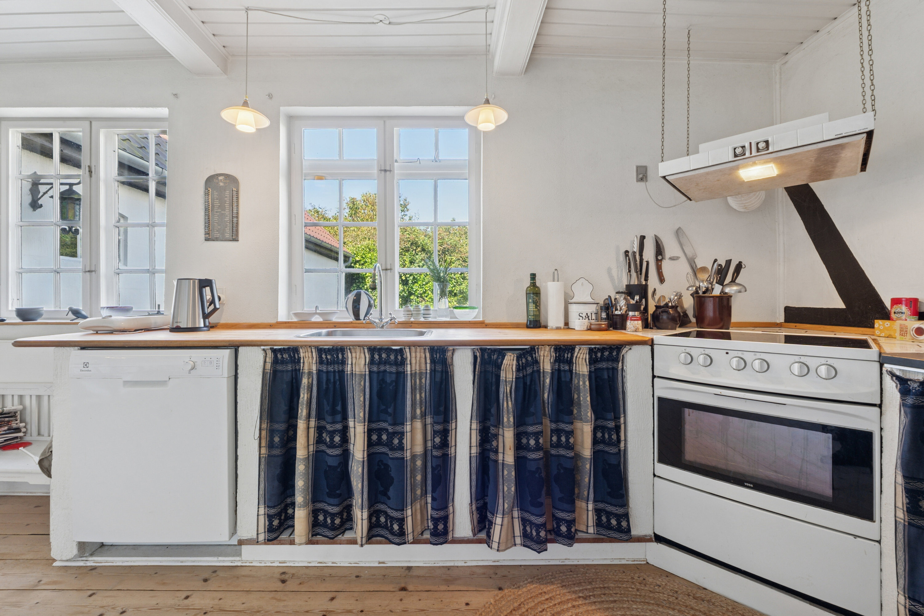 Fremhævet køkken billede i fuldskærmstilstand. Billede af Skolevej 5, Tullebølle, 5953 Tranekær