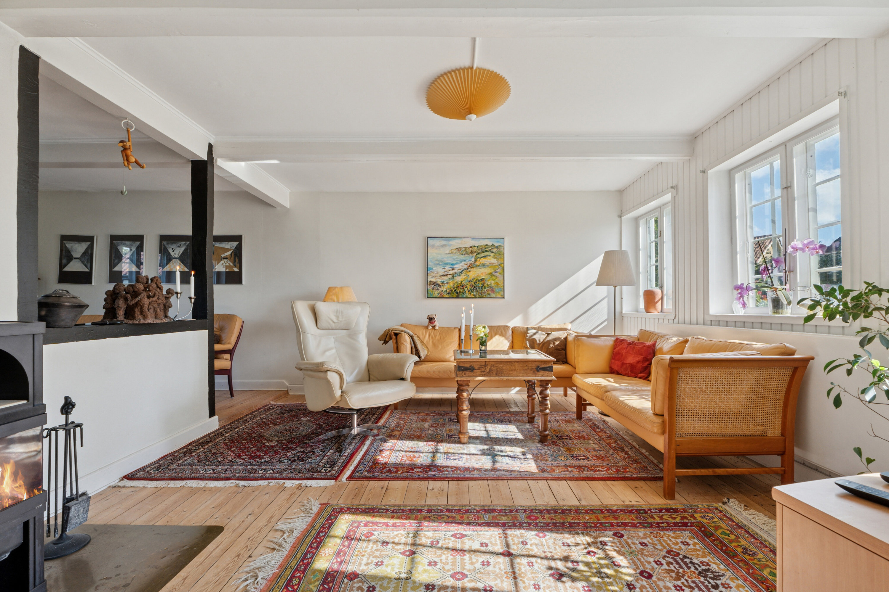 Fremhævet stue billede i fuldskærmstilstand. Billede af Skolevej 5, Tullebølle, 5953 Tranekær