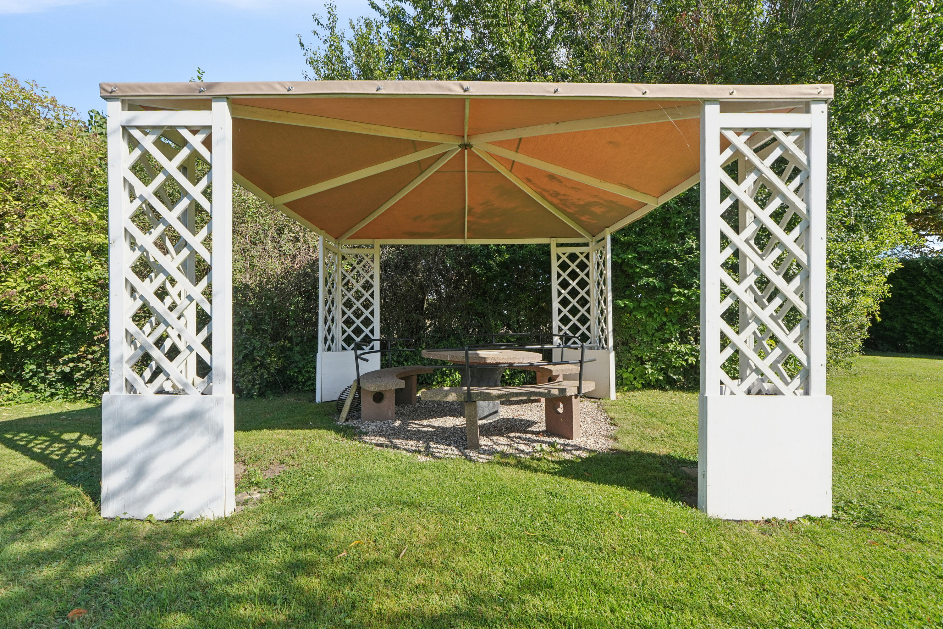 Fremhævet overdækket terrasse billede i fuldskærmstilstand. Billede af Skolevej 5, Tullebølle, 5953 Tranekær