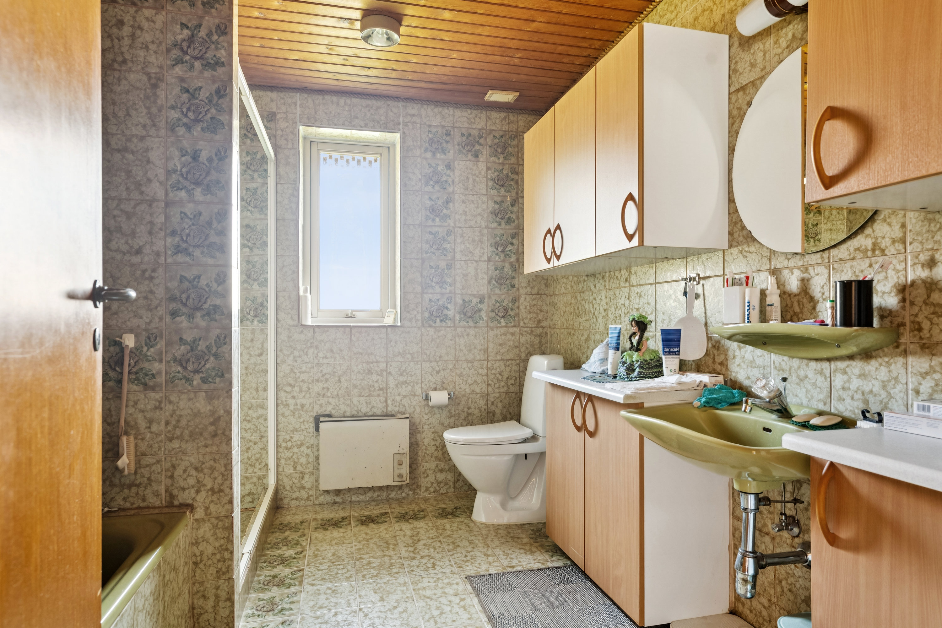 Fremhævet badeværelse billede i fuldskærmstilstand. Billede af Nørregade 16, Vellev, 8860 Ulstrup