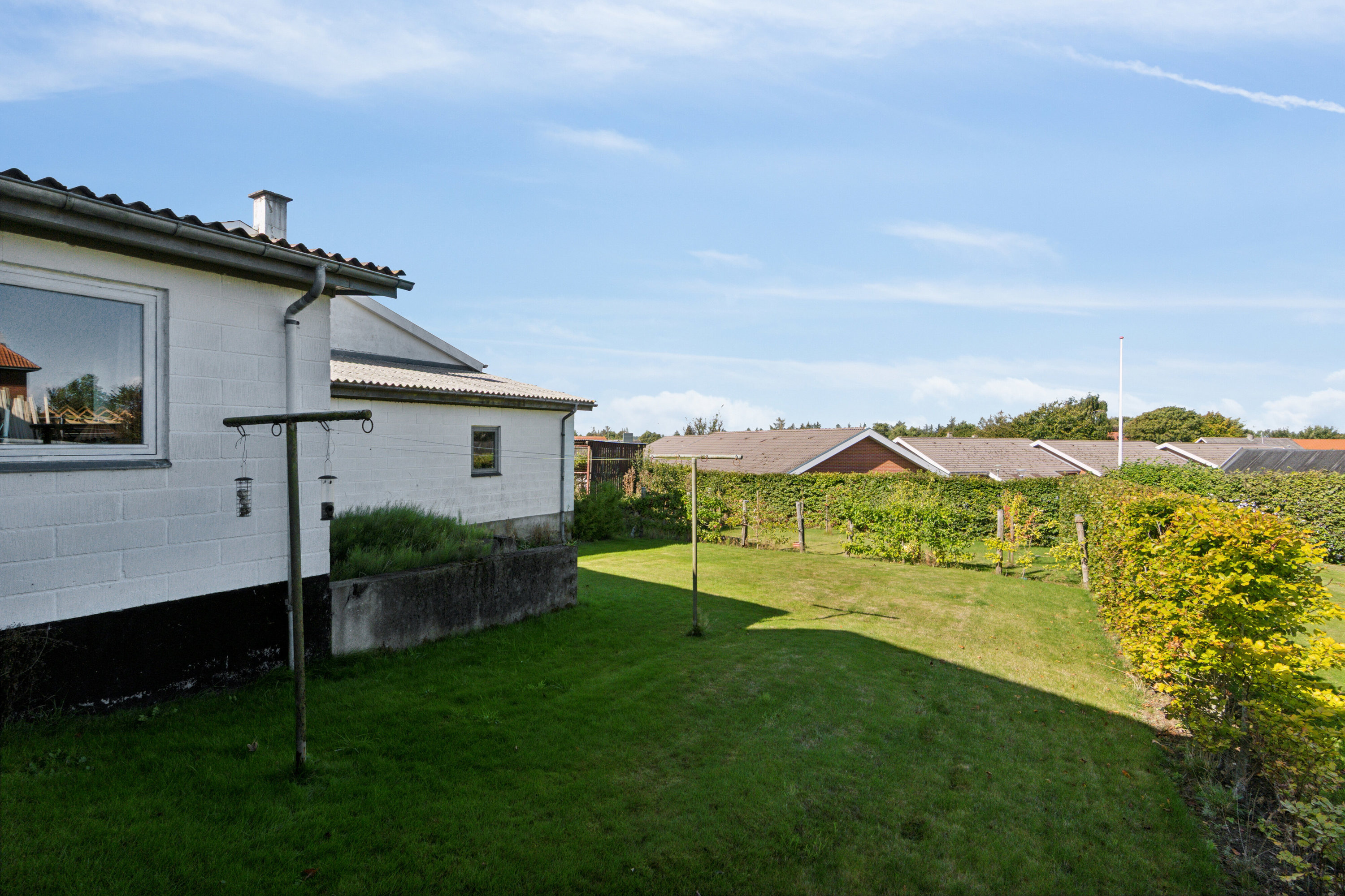 Fremhævet set fra haven billede i fuldskærmstilstand. Billede af Tømmerbyvej 174, 7742 Vesløs