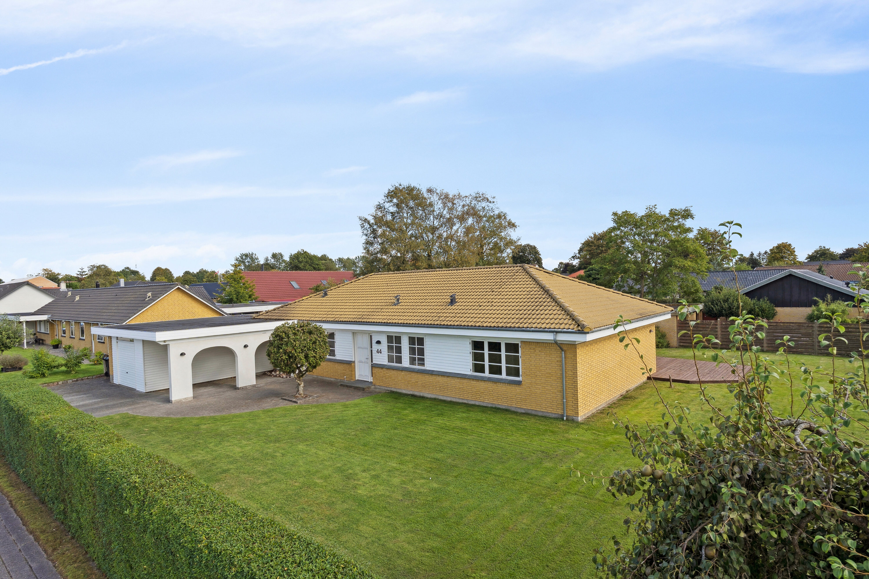 Miniaturebillede 1: udsigt fra toppen. Billede af Akacieparken 44, 7430 Ikast