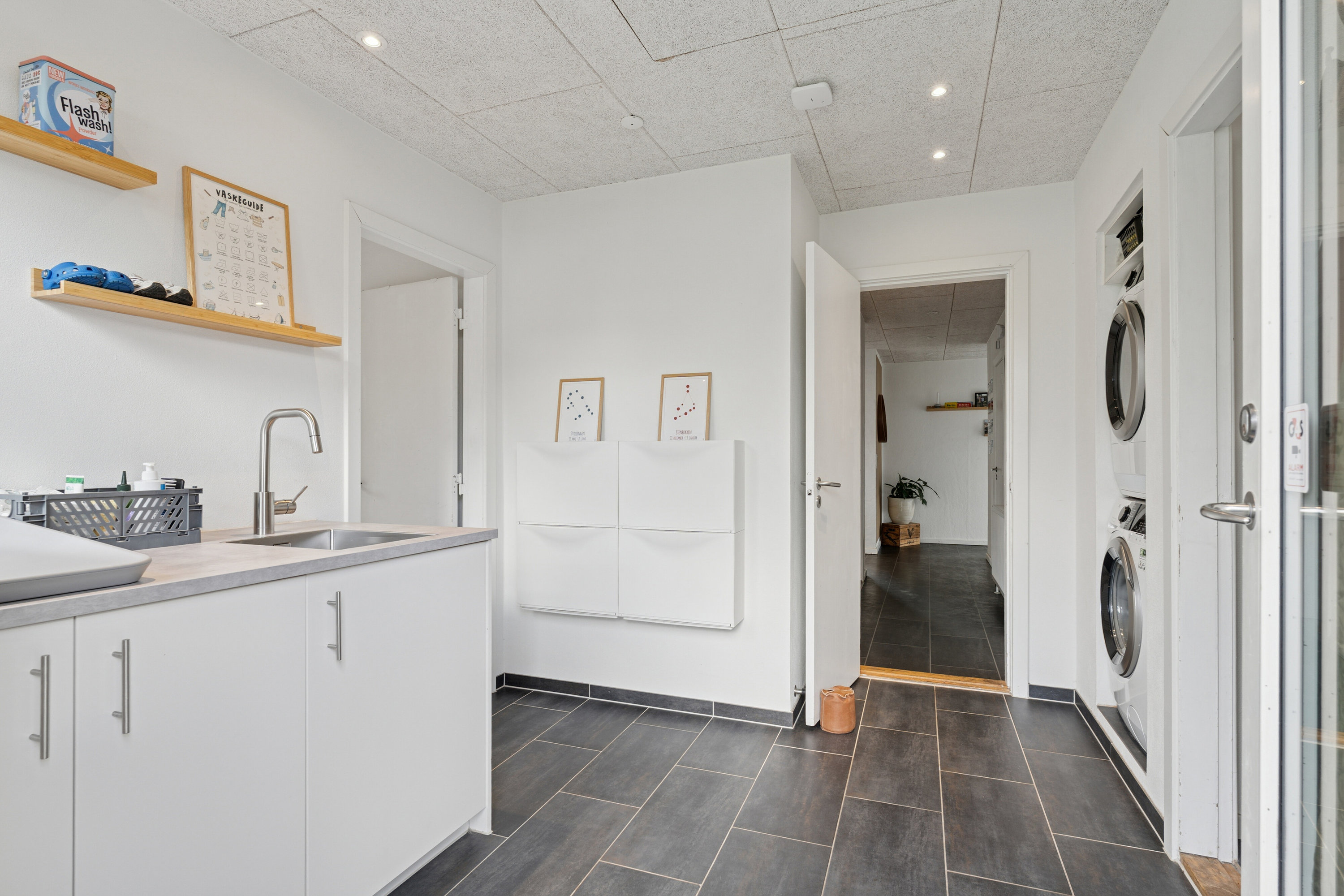 Fremhævet køkken billede i fuldskærmstilstand. Billede af Klochsvej 22, 7441 Bording