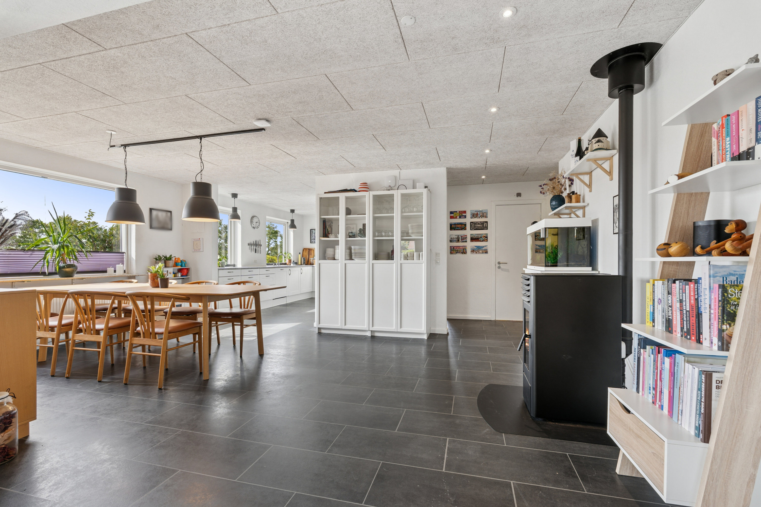 Fremhævet spisestue billede i fuldskærmstilstand. Billede af Klochsvej 22, 7441 Bording