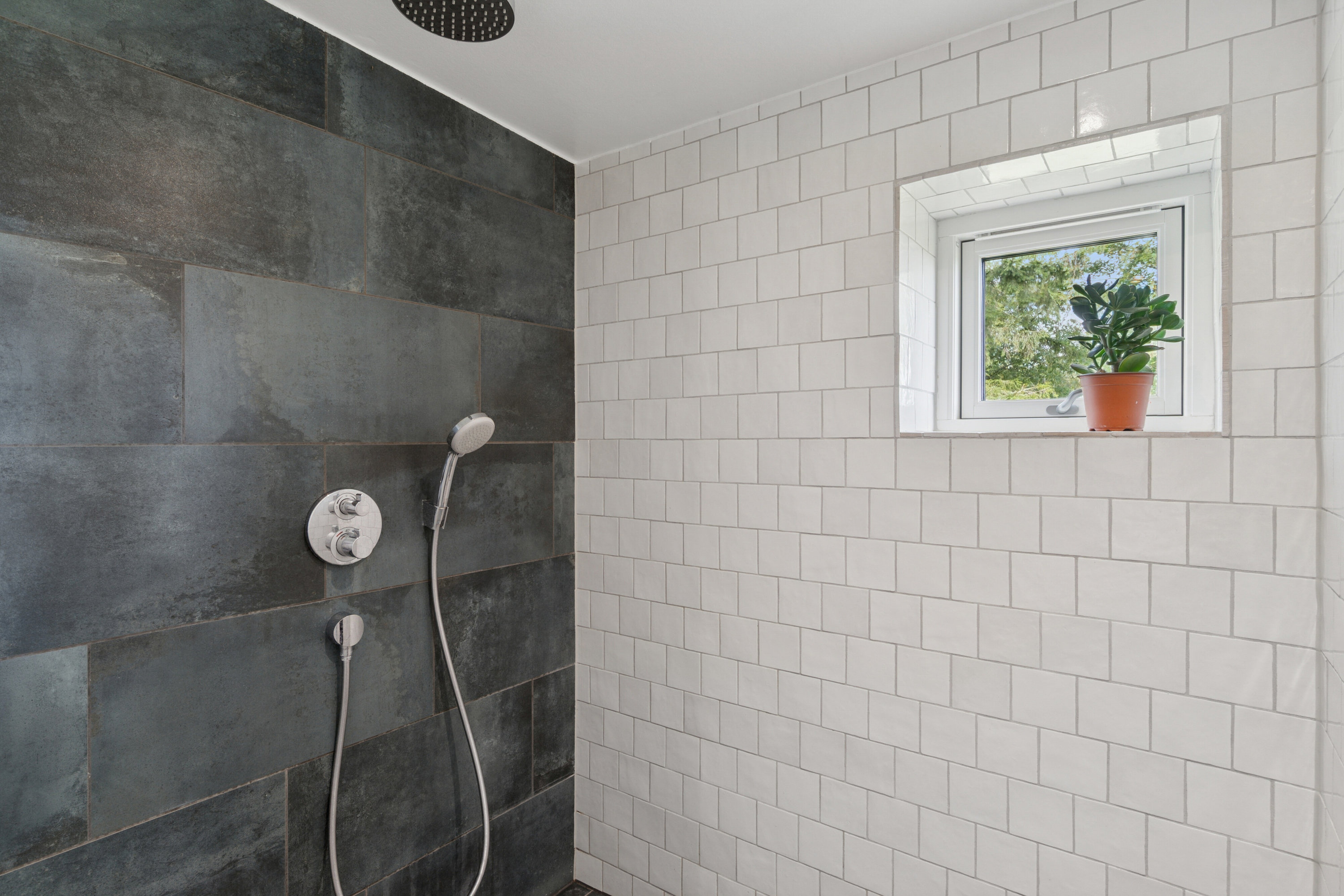 Fremhævet badeværelse billede i fuldskærmstilstand. Billede af Højgårdsvej 41, Eskilstrup, 4683 Rønnede