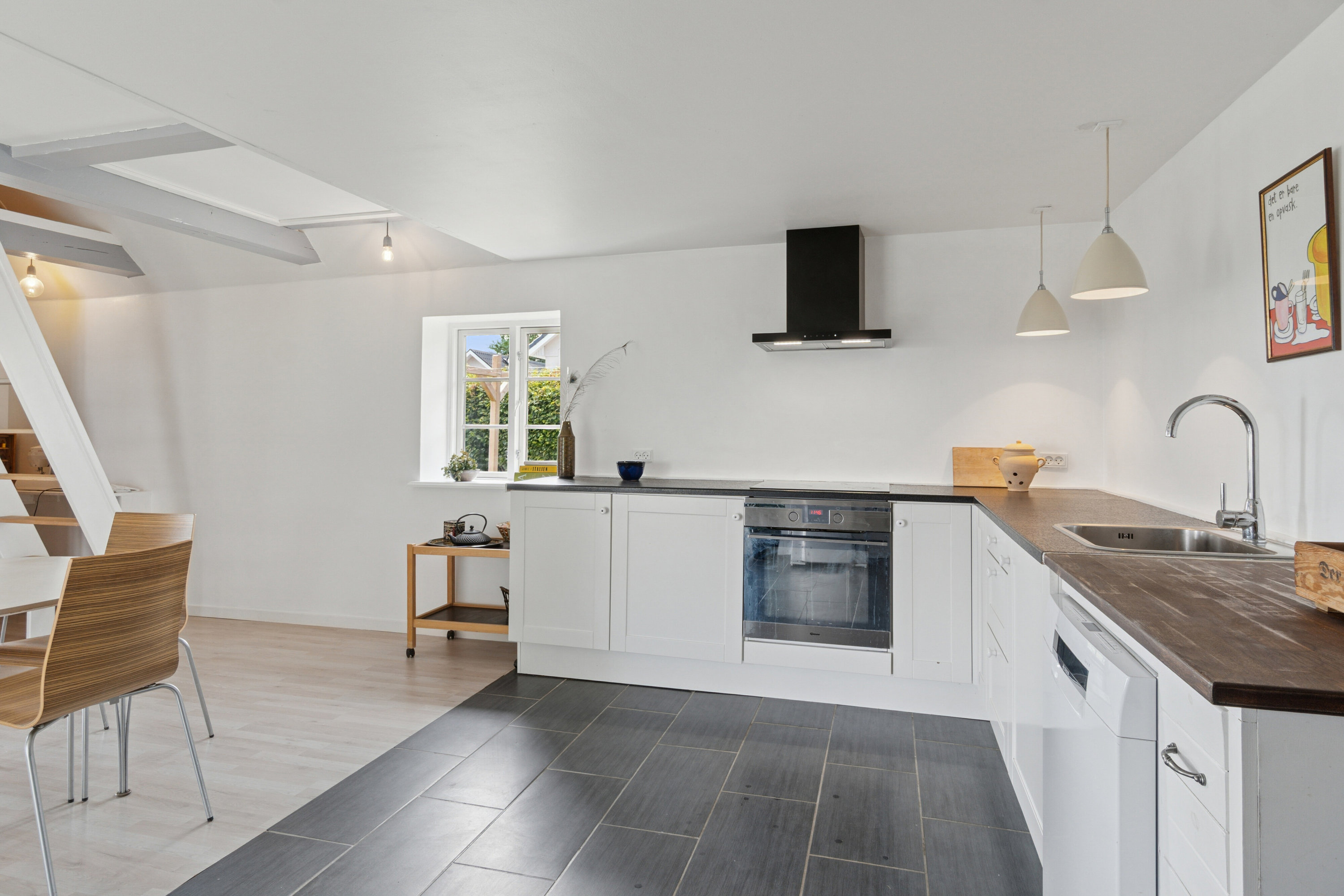 Fremhævet køkken billede i fuldskærmstilstand. Billede af Højgårdsvej 41, Eskilstrup, 4683 Rønnede