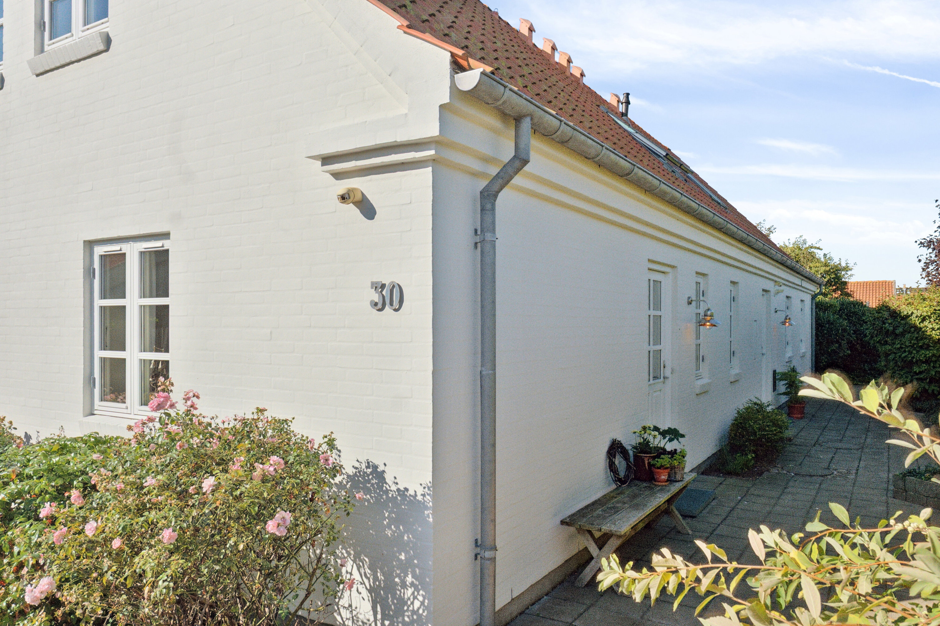 Fremhævet set fra vejen billede i fuldskærmstilstand. Billede af Vædderen 30, Egense, 5700 Svendborg