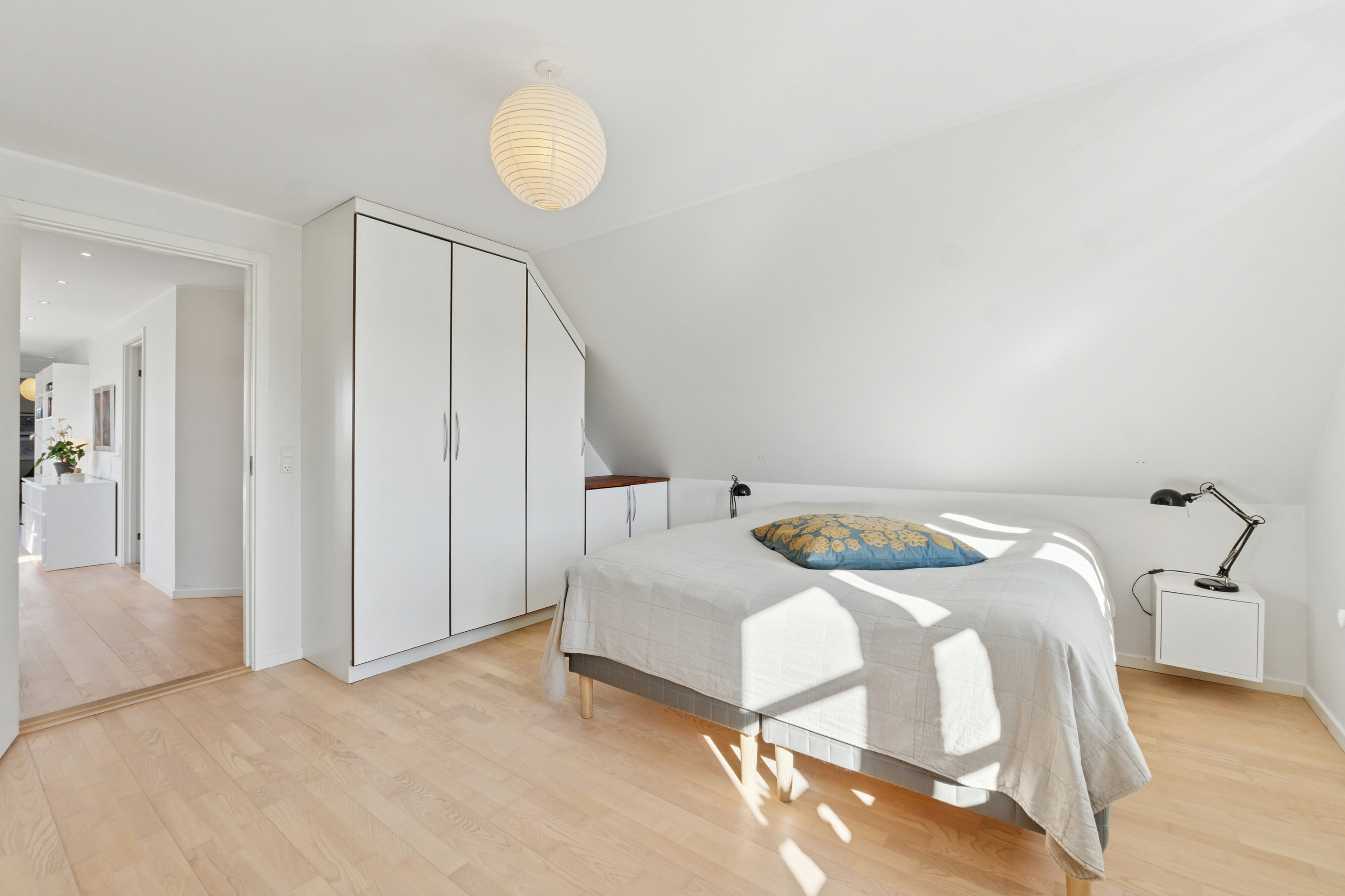 Fremhævet soveværelse billede i fuldskærmstilstand. Billede af Vædderen 30, Egense, 5700 Svendborg