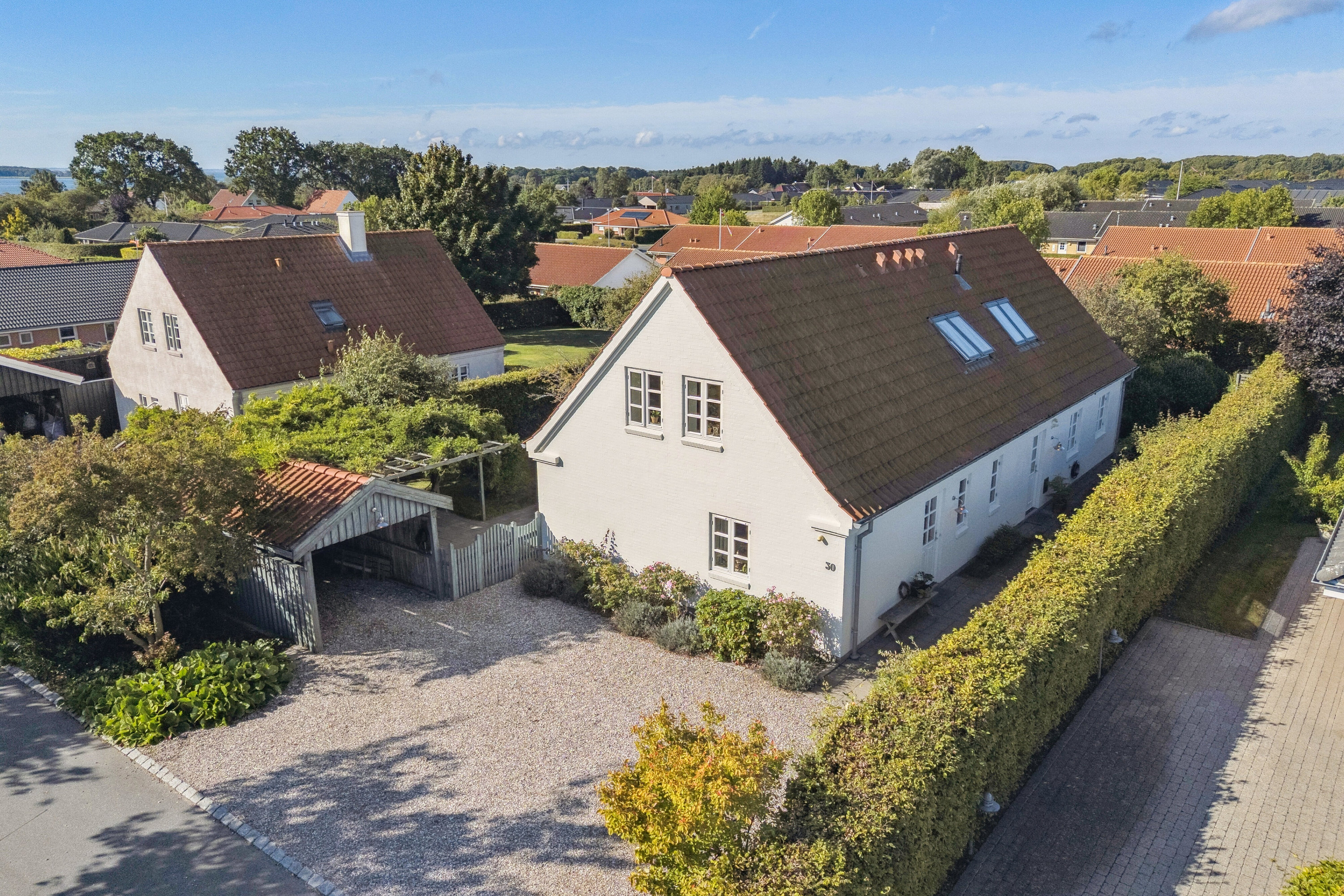 Fremhævet set fra vejen billede i fuldskærmstilstand. Billede af Vædderen 30, Egense, 5700 Svendborg