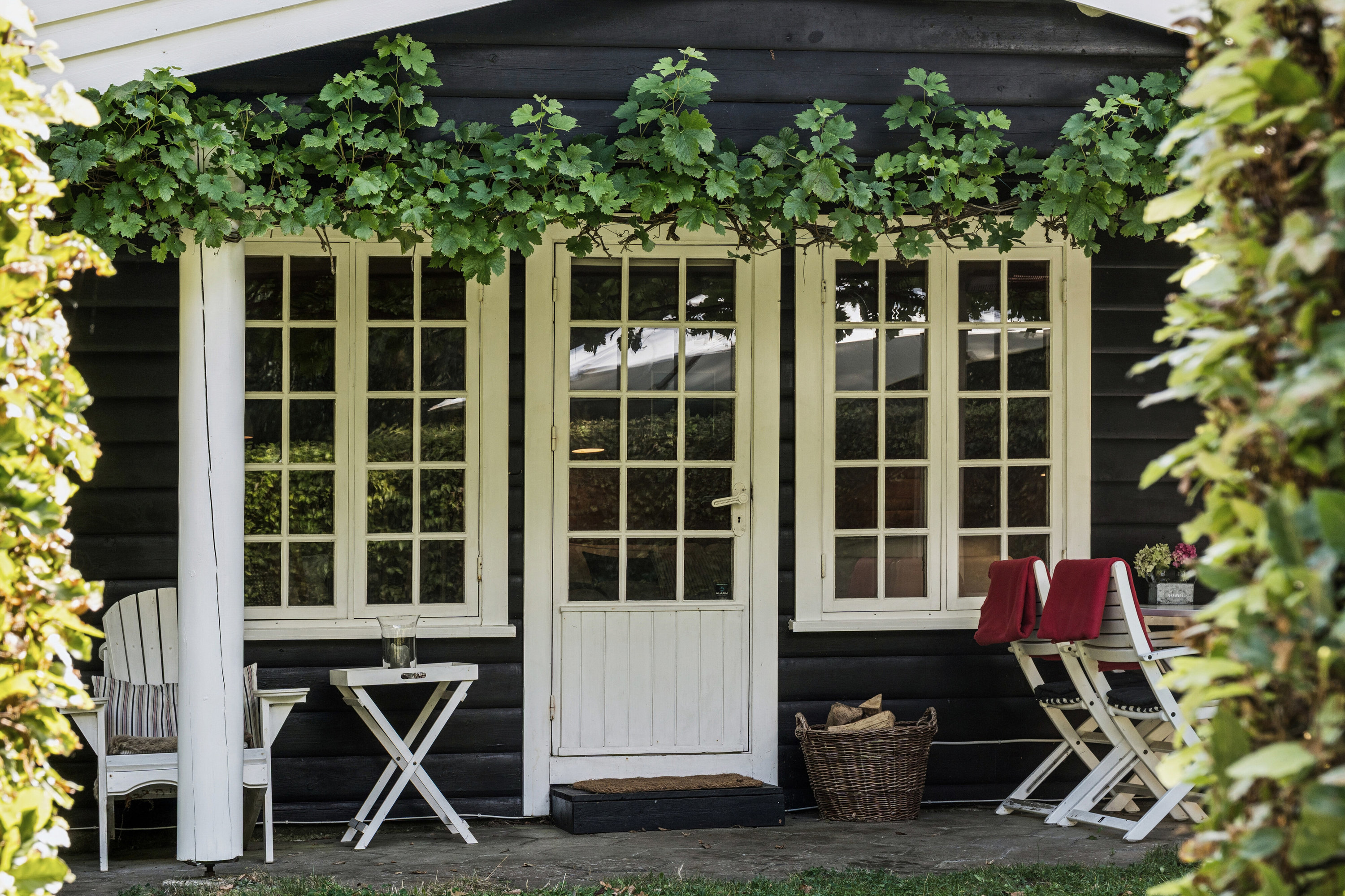 Fremhævet facade billede i fuldskærmstilstand. Billede af Runedalen 28, Stenstrup L, 4573 Højby