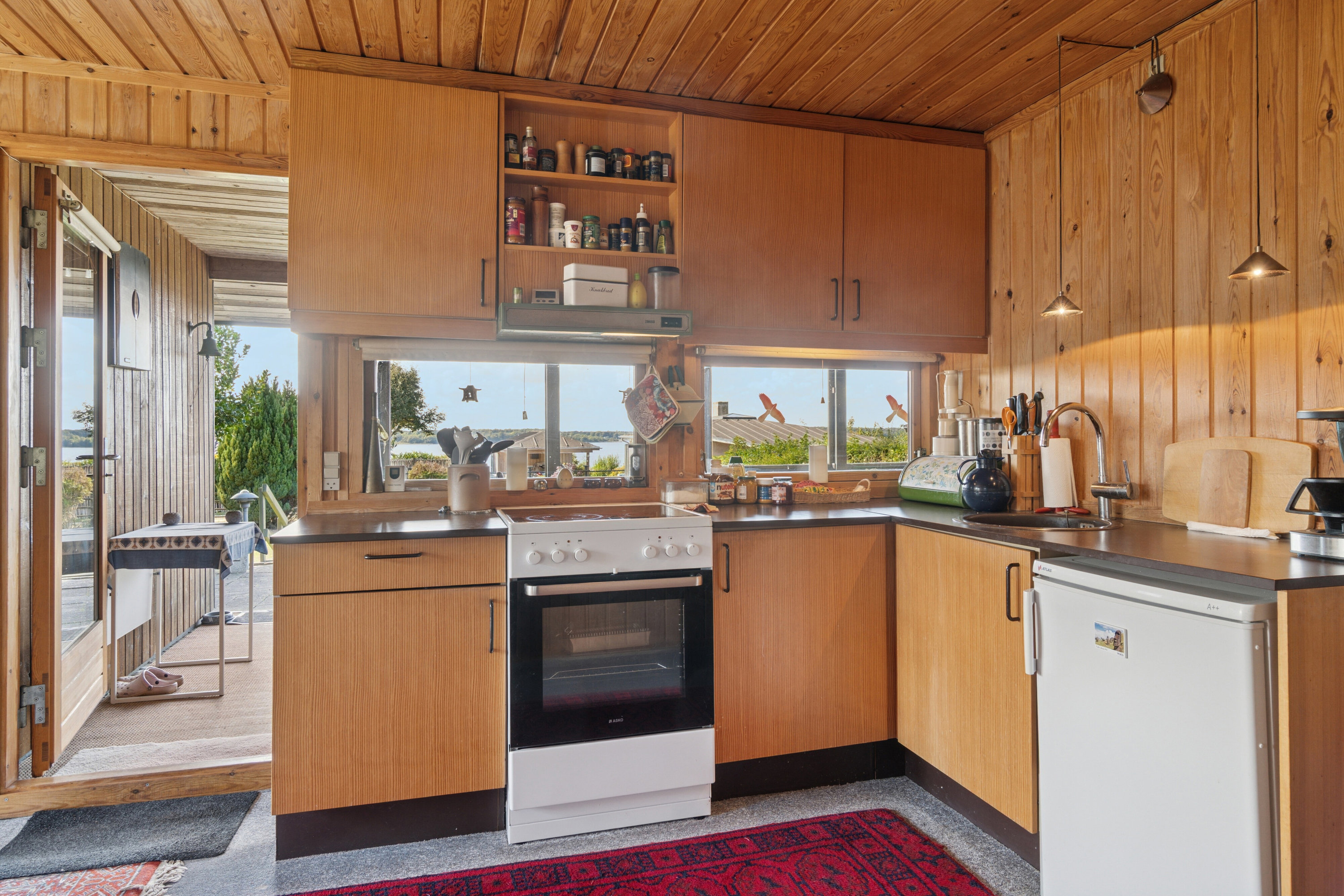 Fremhævet køkken billede i fuldskærmstilstand. Billede af Gudrun Børresensvej 18, Ejby, 4070 Kirke Hyllinge