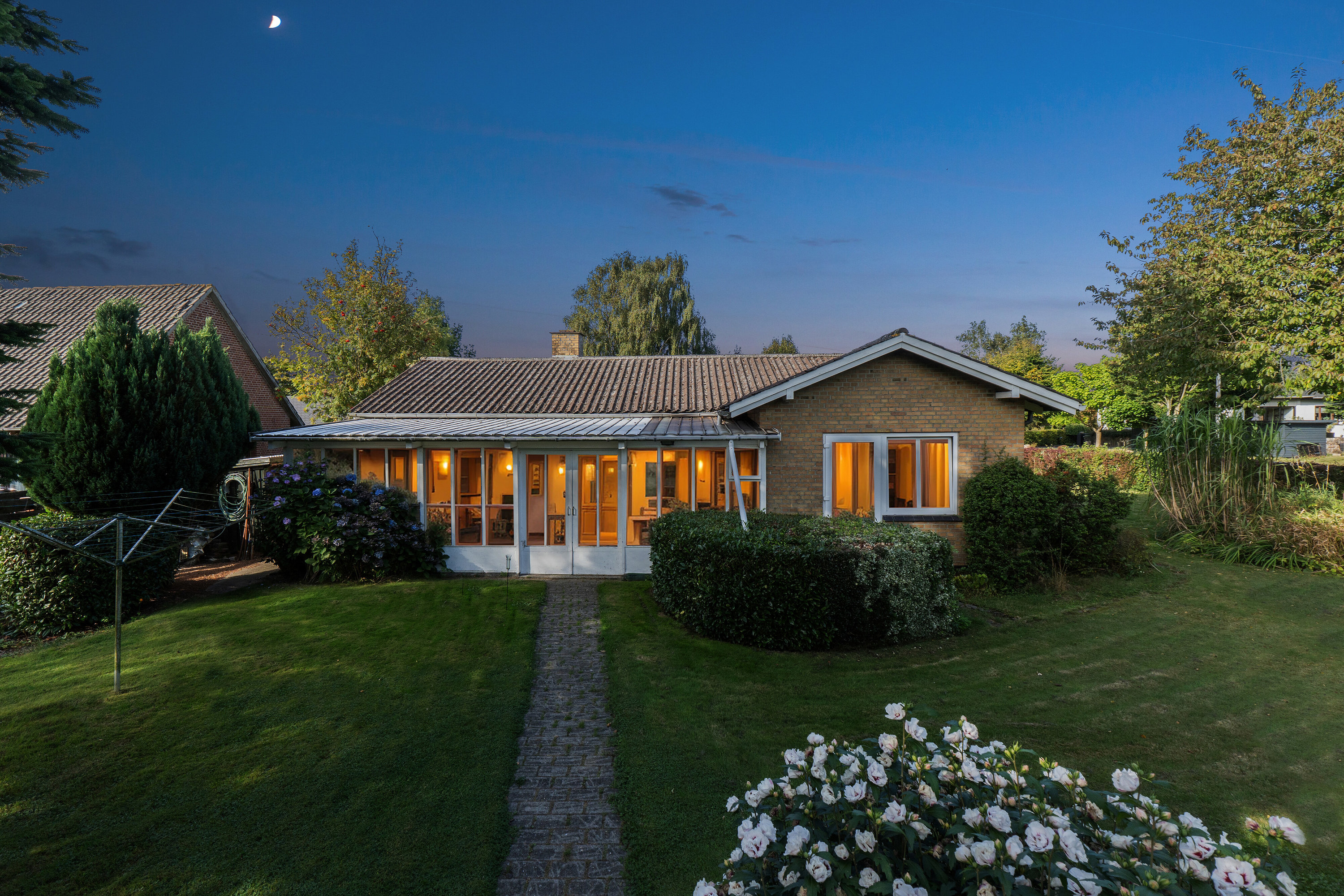 Fremhævet andet billede i fuldskærmstilstand. Billede af Midtervang 1, 6630 Rødding