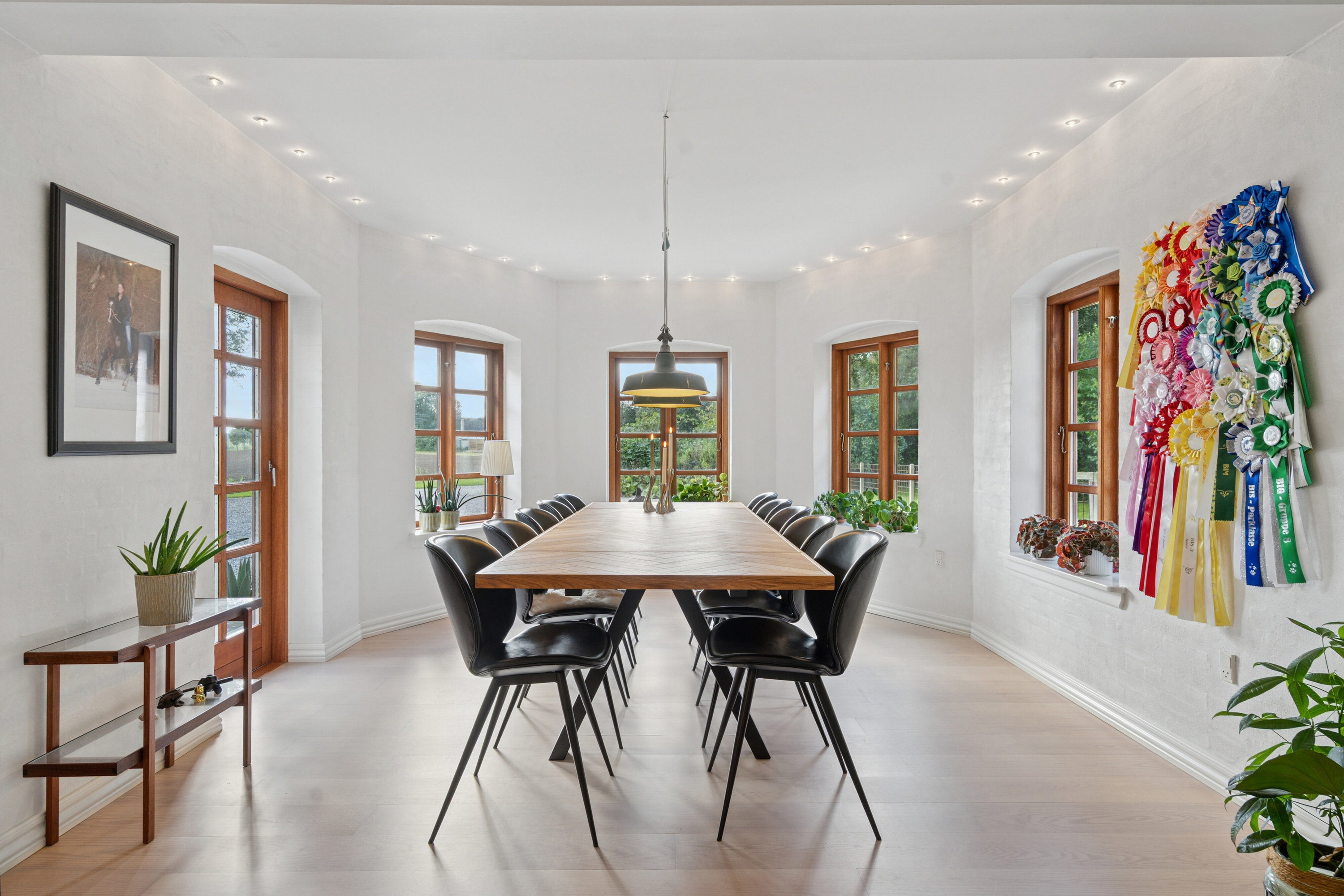 Fremhævet stue billede i fuldskærmstilstand. Billede af Rudmevej 132A, Rudme, 5750 Ringe