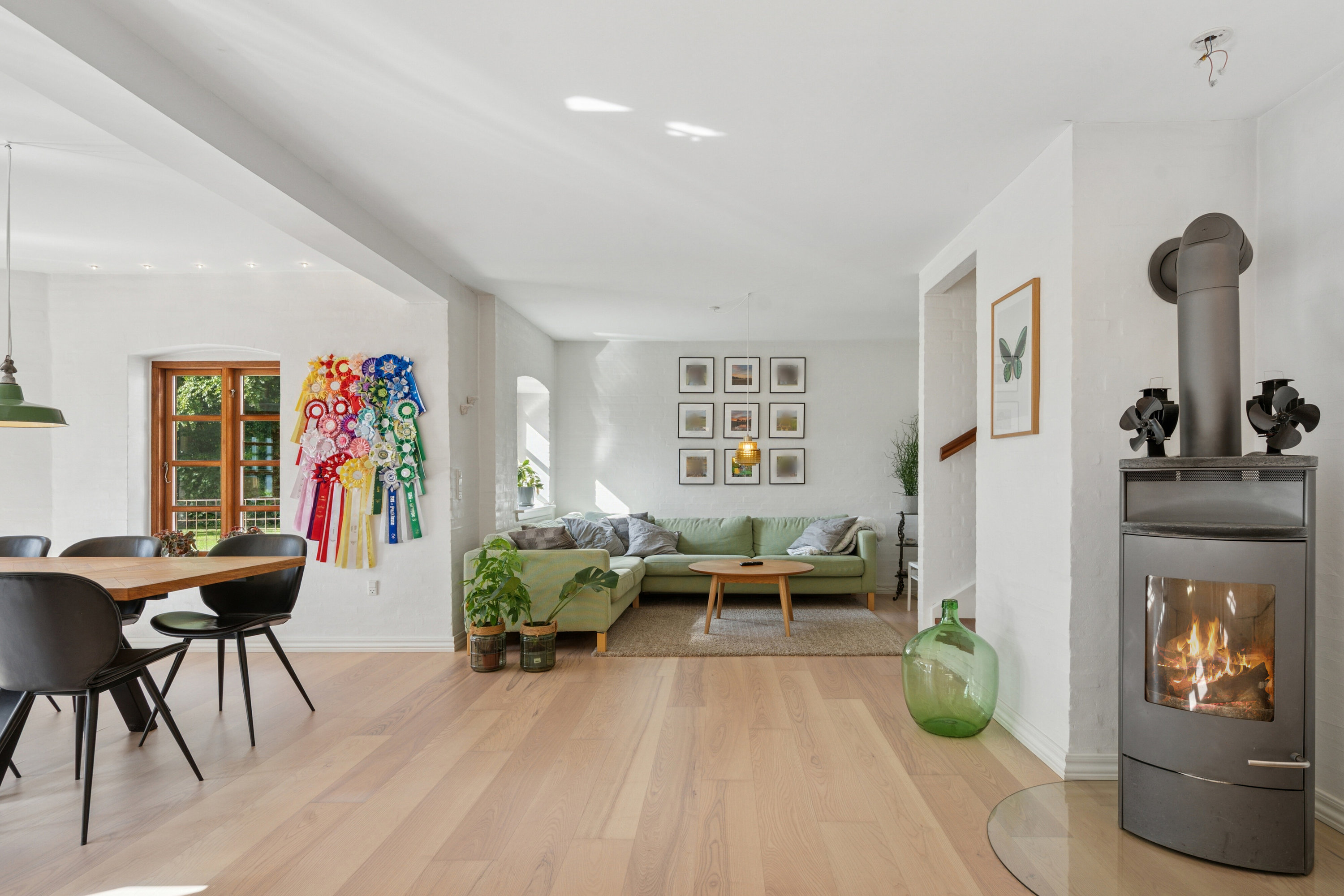 Fremhævet stue billede i fuldskærmstilstand. Billede af Rudmevej 132A, Rudme, 5750 Ringe