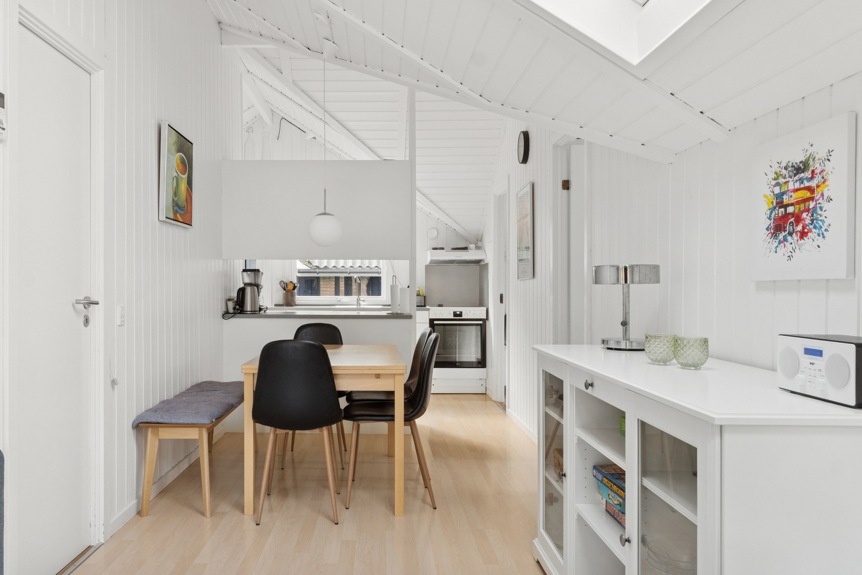 Fremhævet spisestue billede i fuldskærmstilstand. Billede af Lyngvej 203B, Jyderup Lyng, 4560 Vig