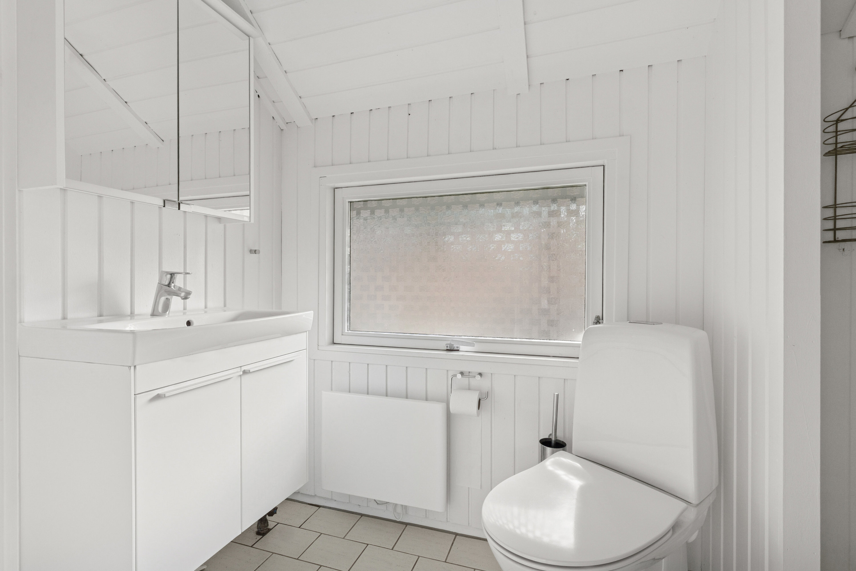 Fremhævet badeværelse billede i fuldskærmstilstand. Billede af Lyngvej 203B, Jyderup Lyng, 4560 Vig