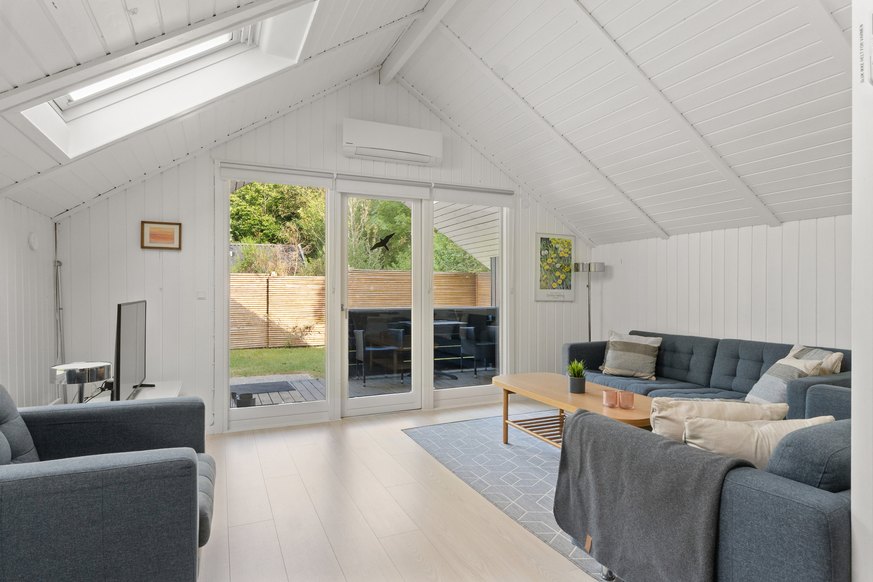 Fremhævet stue billede i fuldskærmstilstand. Billede af Lyngvej 203B, Jyderup Lyng, 4560 Vig