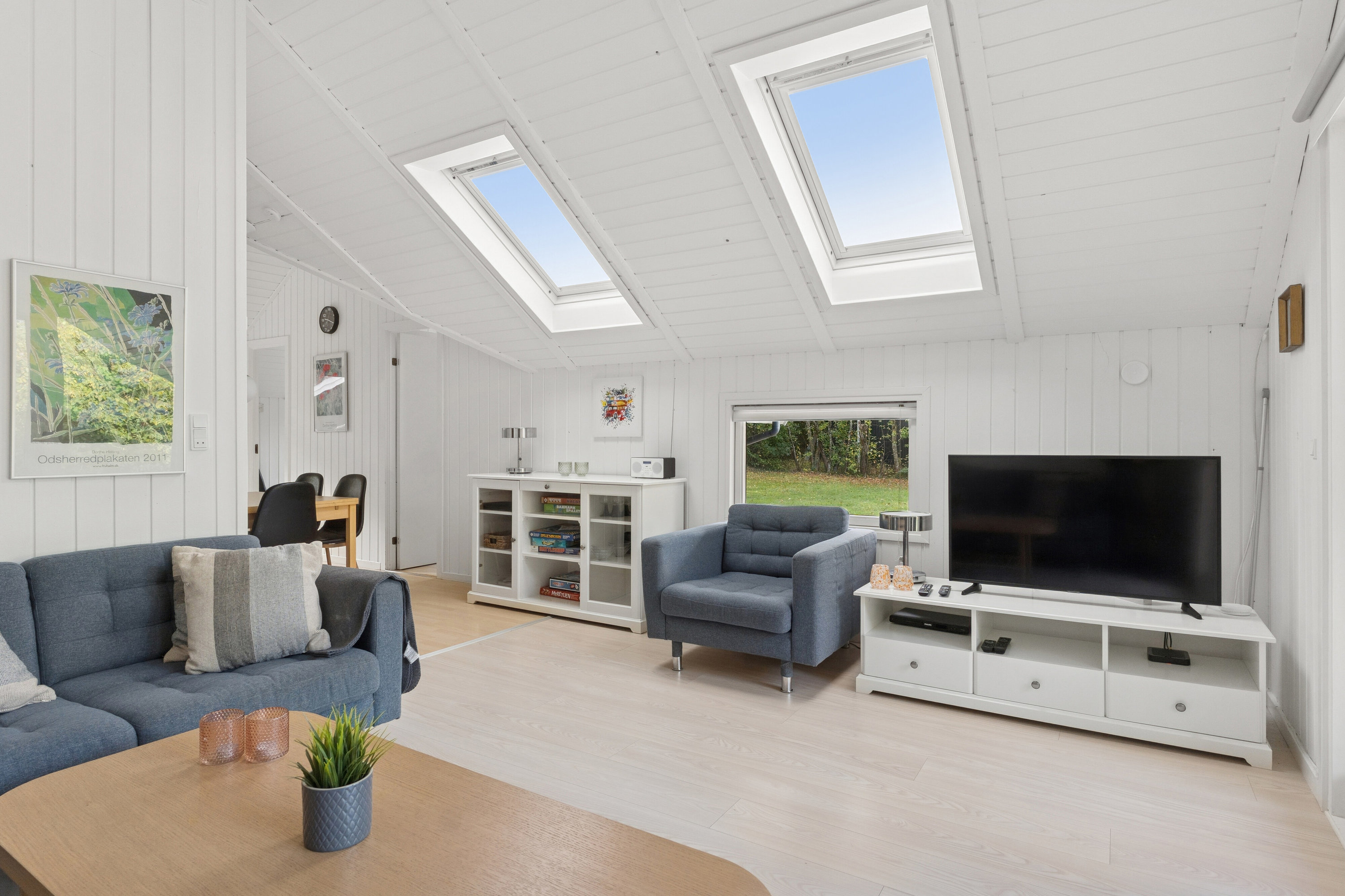 Fremhævet stue billede i fuldskærmstilstand. Billede af Lyngvej 203B, Jyderup Lyng, 4560 Vig