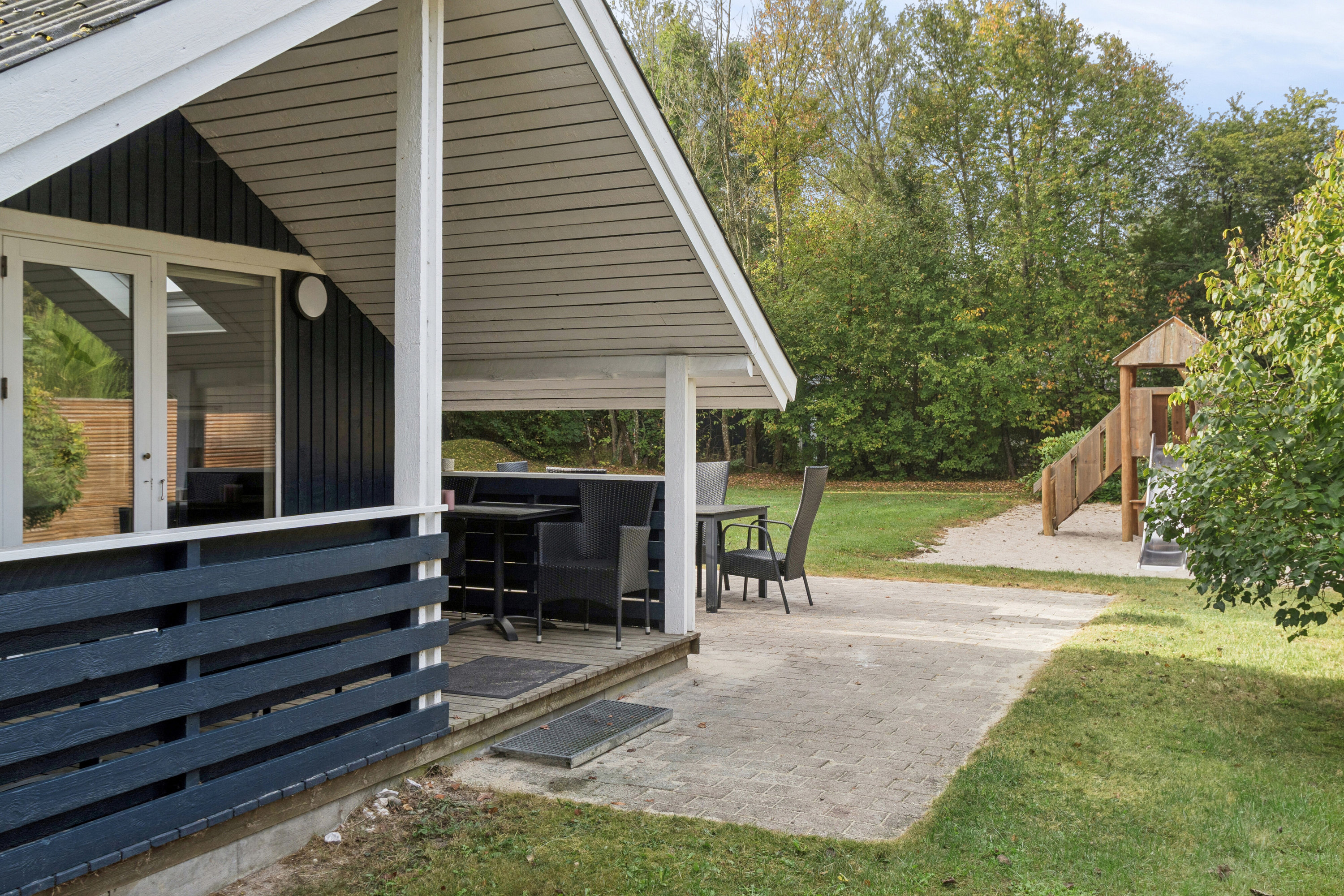 Fremhævet terrasse billede i fuldskærmstilstand. Billede af Lyngvej 203B, Jyderup Lyng, 4560 Vig