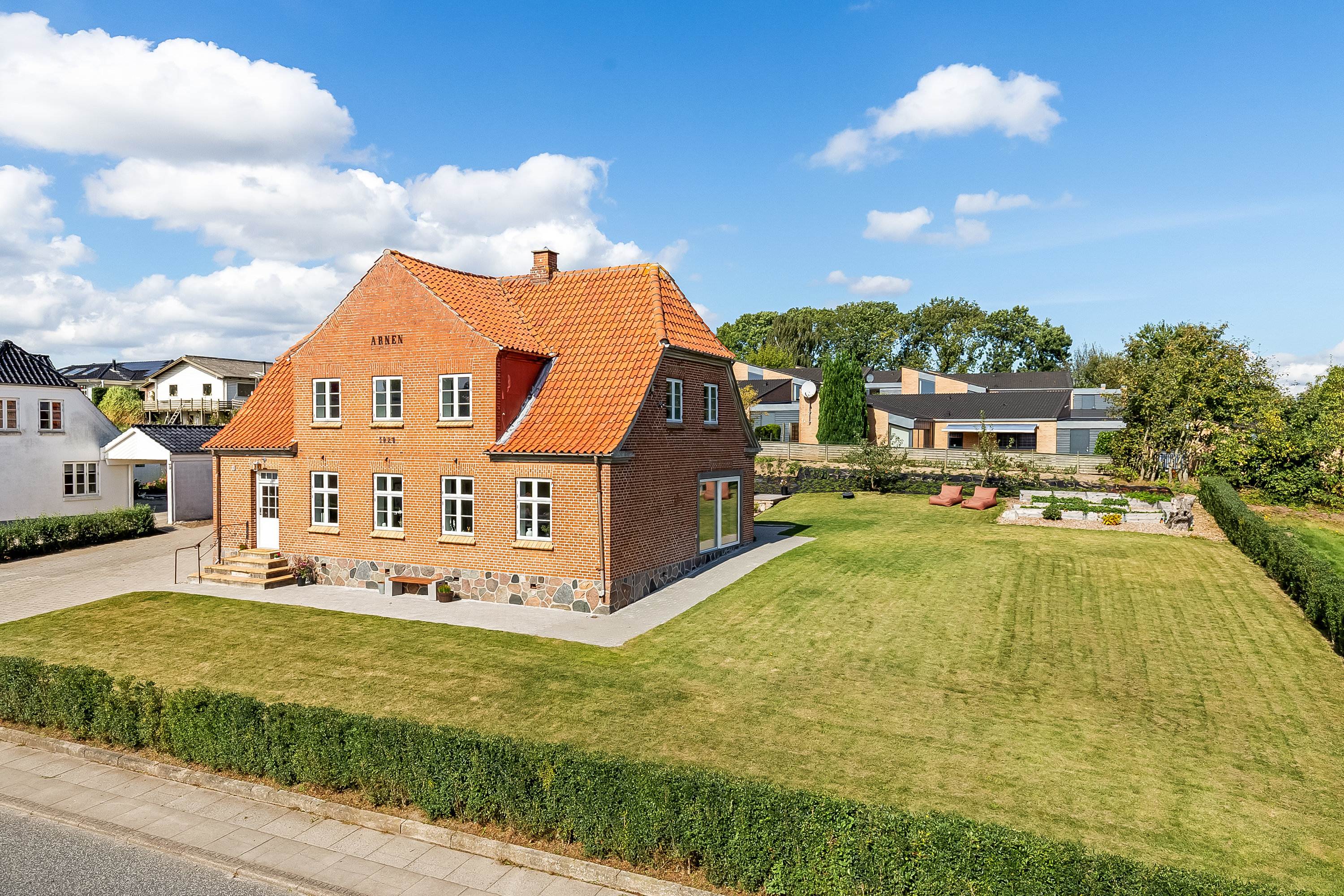 Miniaturebillede 1: mastefoto. Billede af Kirkegade 4, Gårslev, 7080 Børkop