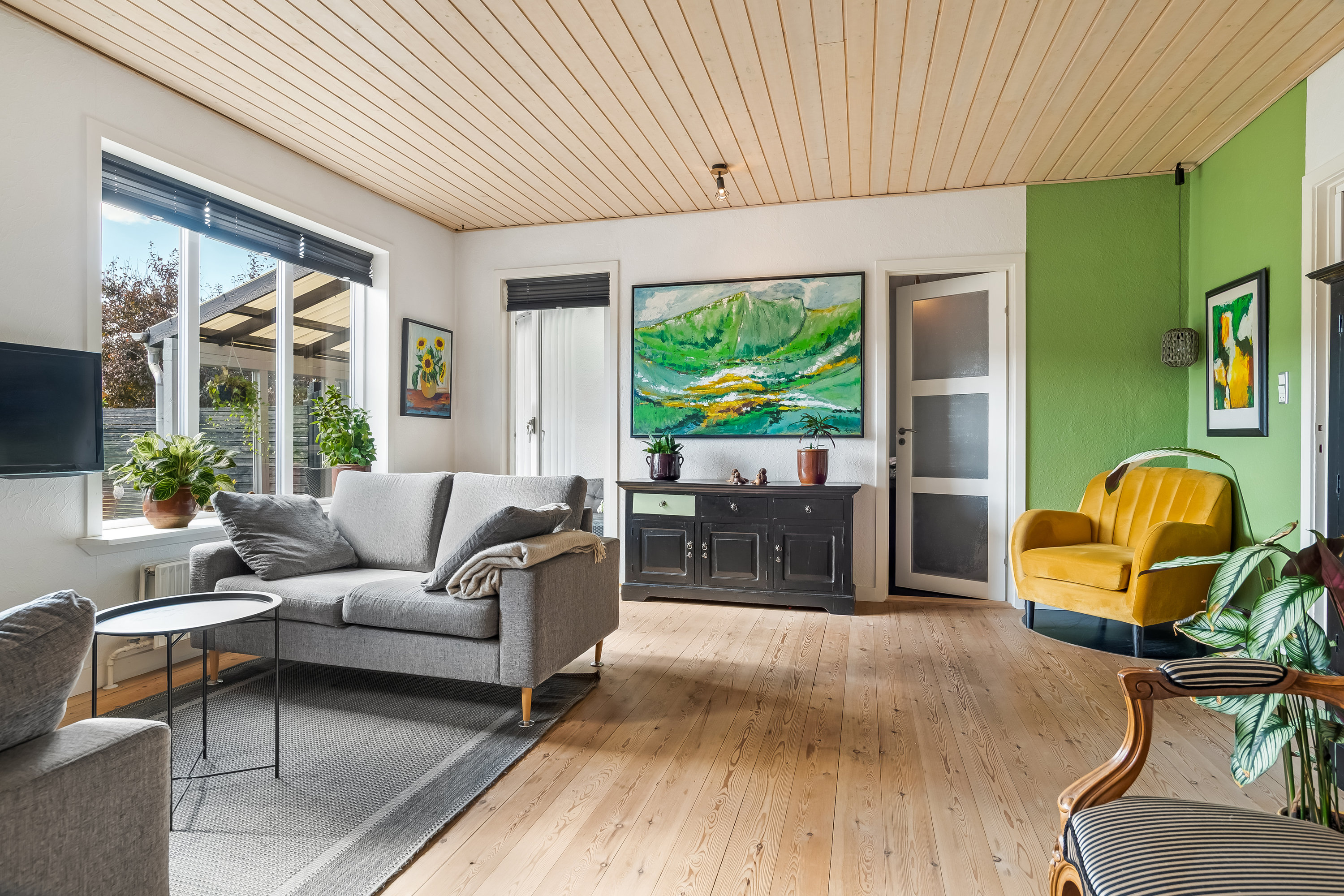 Fremhævet stue billede i fuldskærmstilstand. Billede af Valmuevej 6, 7500 Holstebro