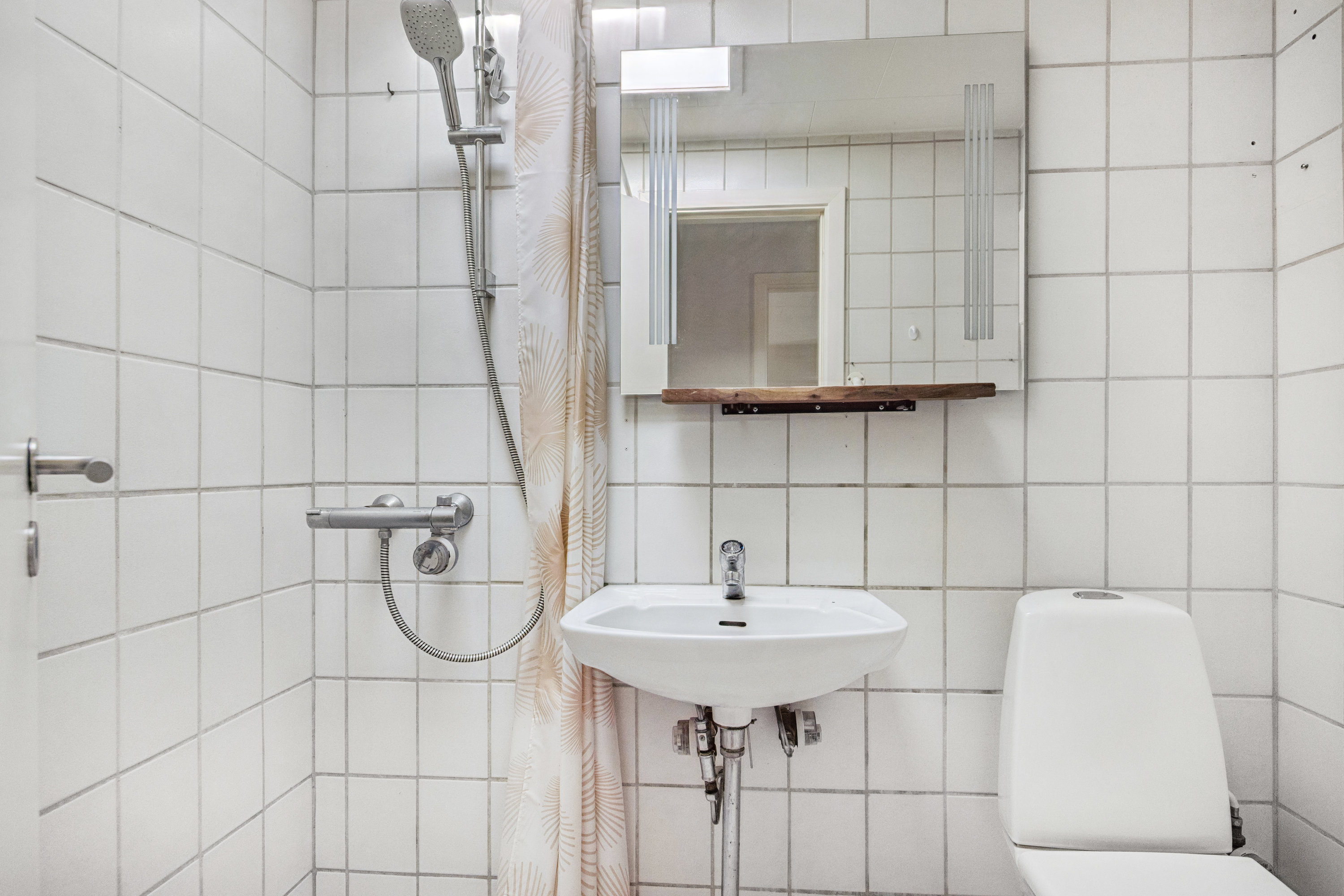 Miniaturebillede 2: badeværelse. Billede af Møgelbjergvej 29B, st.., 9310 Vodskov