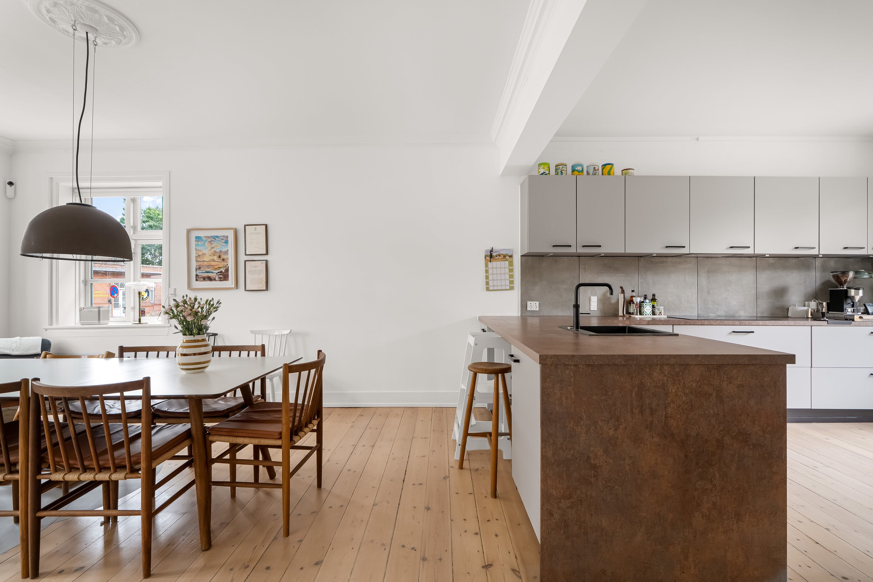 Miniaturebillede 2: køkken. Billede af Langesvej 5, st.., 3400 Hillerød