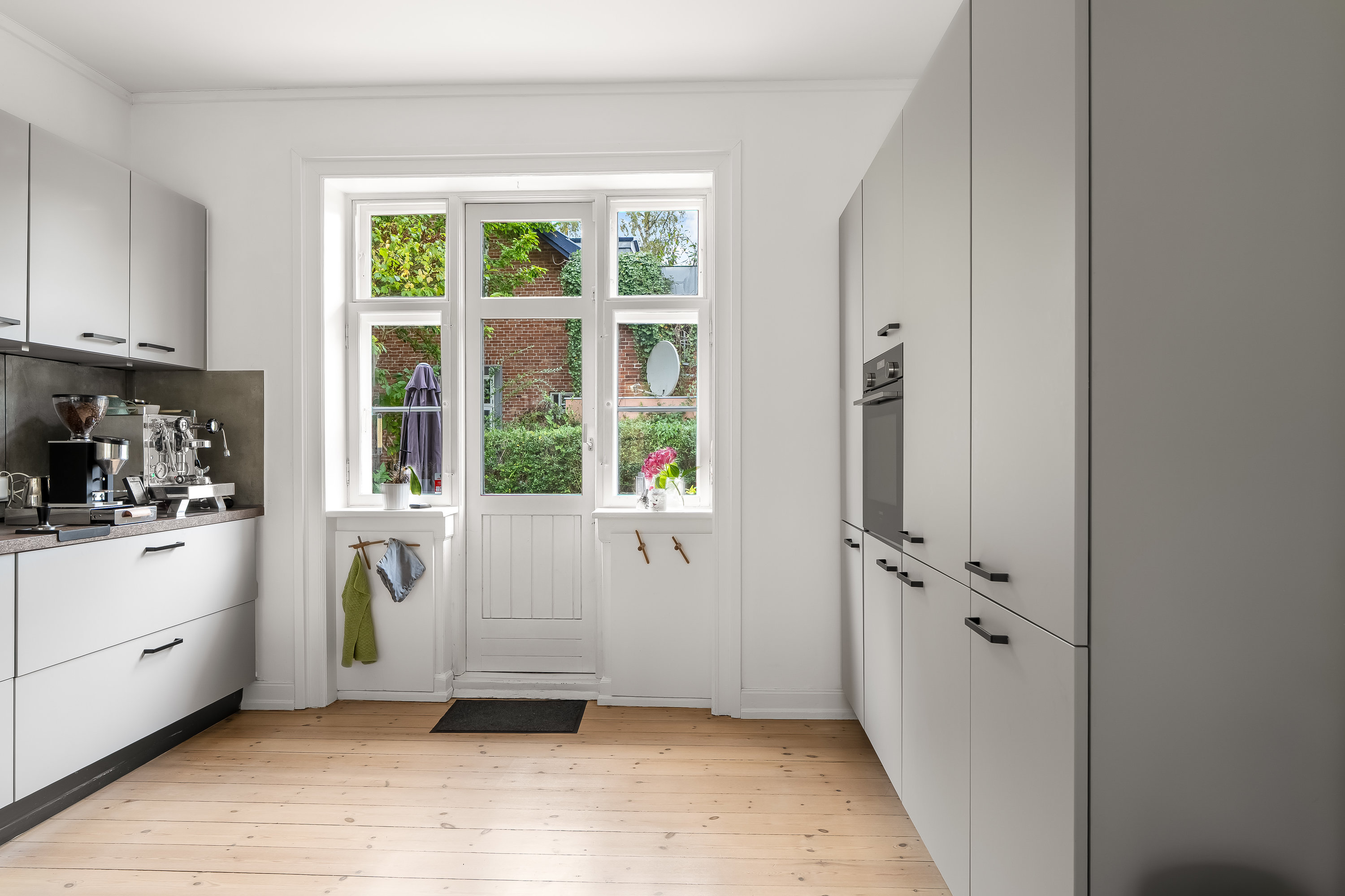 Fremhævet køkken billede i fuldskærmstilstand. Billede af Langesvej 5, st.., 3400 Hillerød