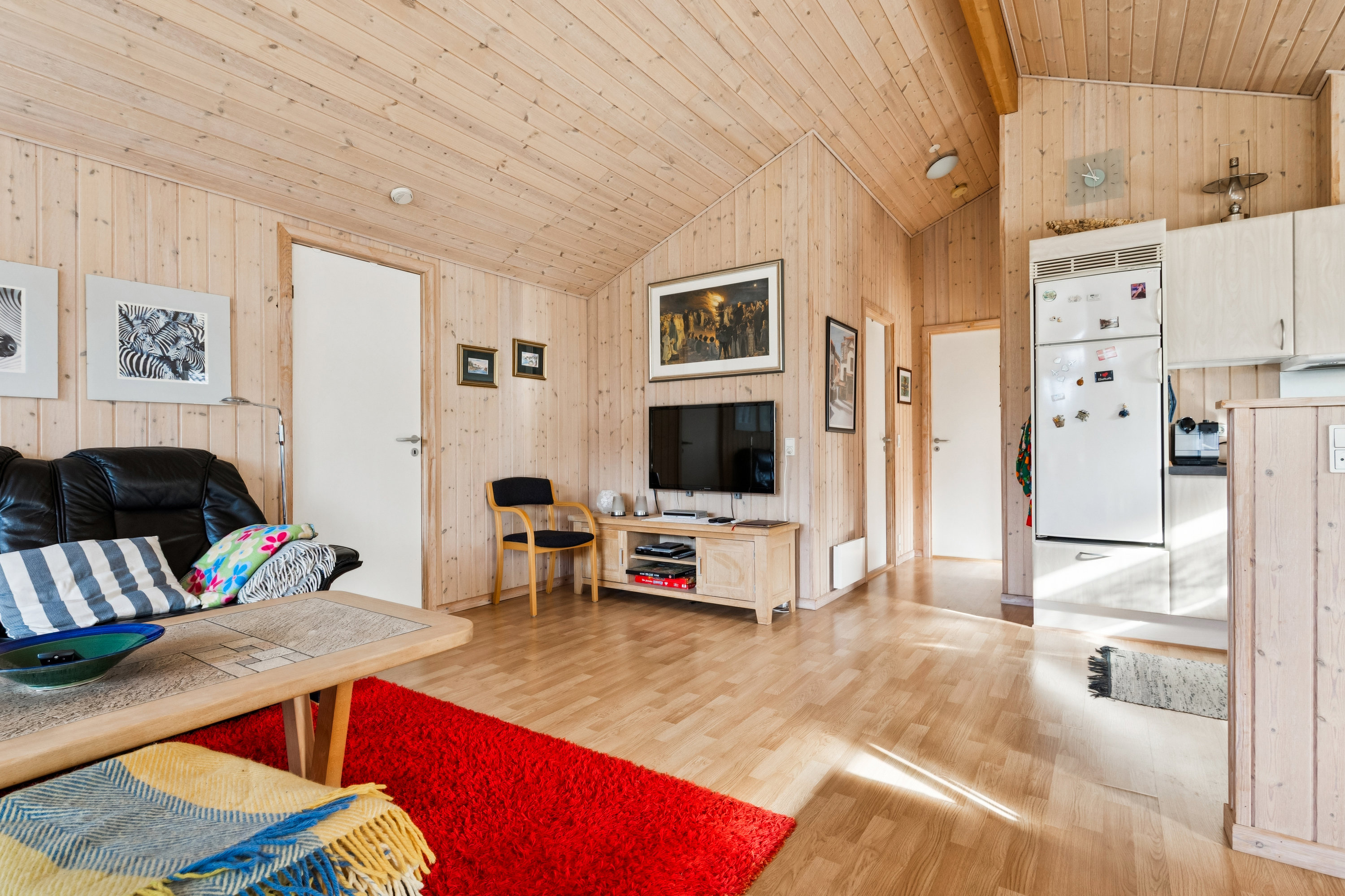 Fremhævet stue billede i fuldskærmstilstand. Billede af Mågevej 40, Fuglslev, 8400 Ebeltoft